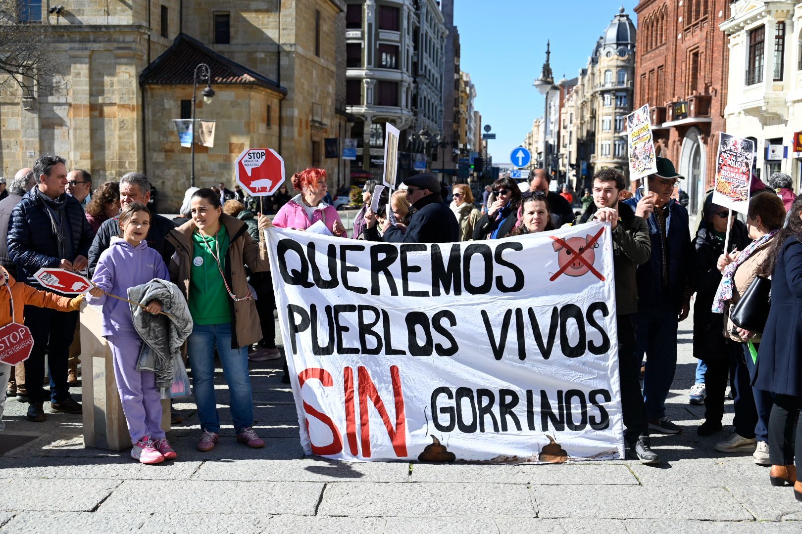 Unión en las protestas contra los macroproyectos industriales 