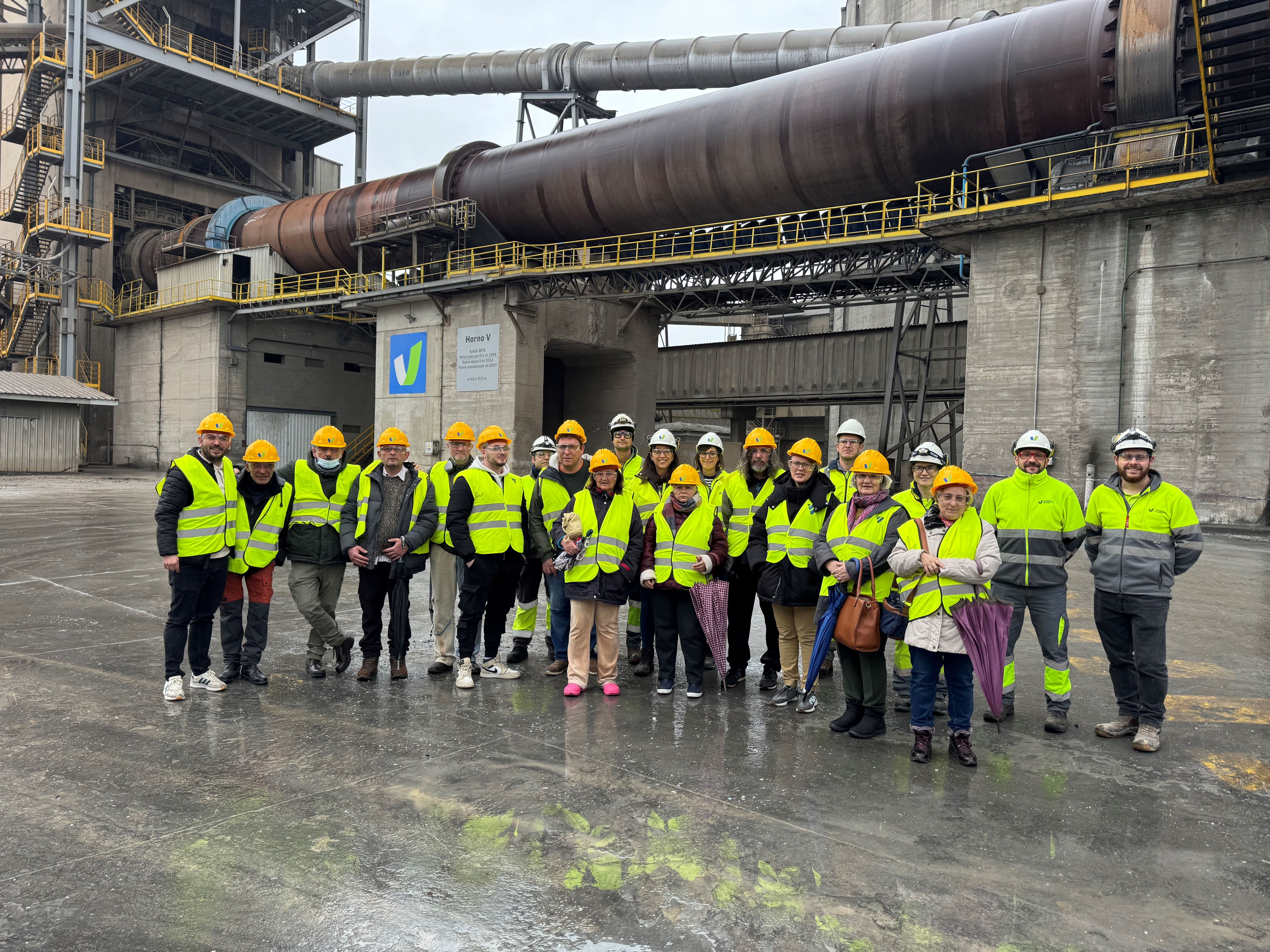 Visita de los miembros de la Delegación de Ponferrada de la Asociación Salud Mental León.