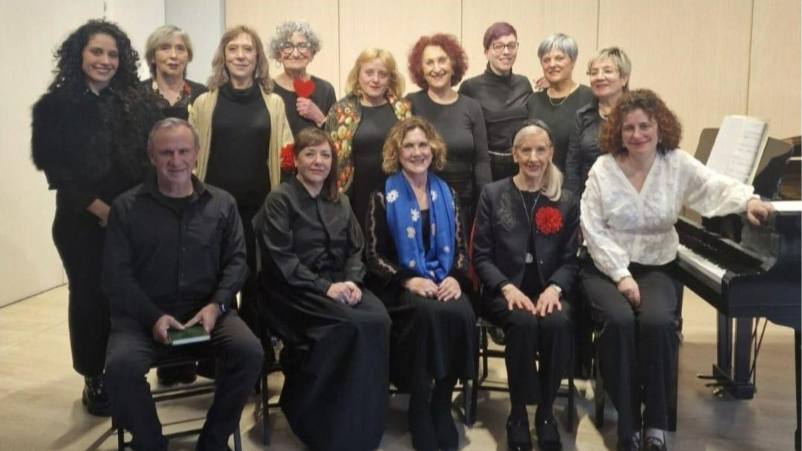 El elenco de la función 'Lorca, teatro y música', que este jueves podrá disfrutarse en el Centro Cívico del Crucero. El elenco de la función 'Lorca, teatro y música', que este jueves podrá disfrutarse en el Centro Cívico del Crucero.