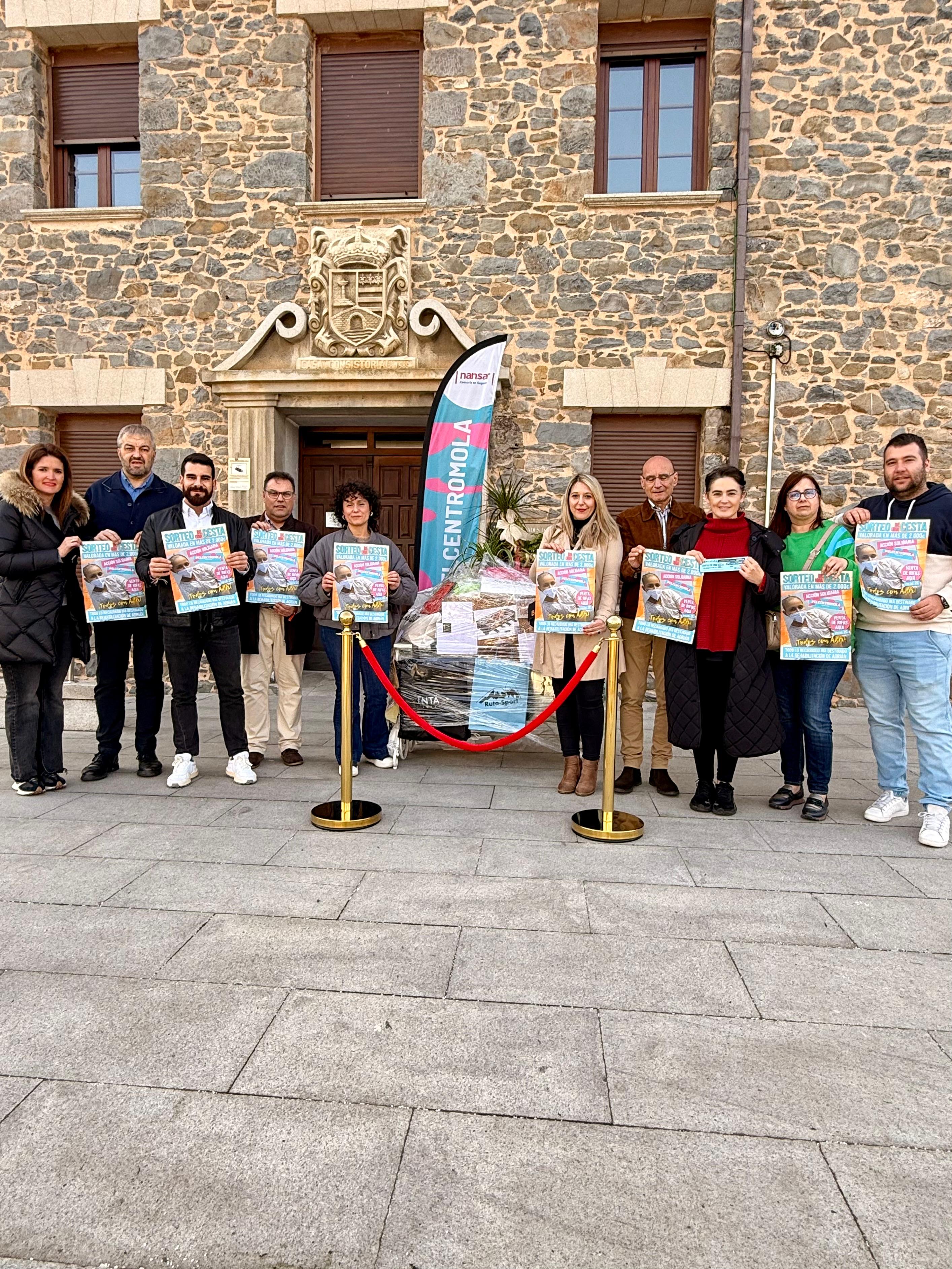 Comerciantes unidos por Adrián.