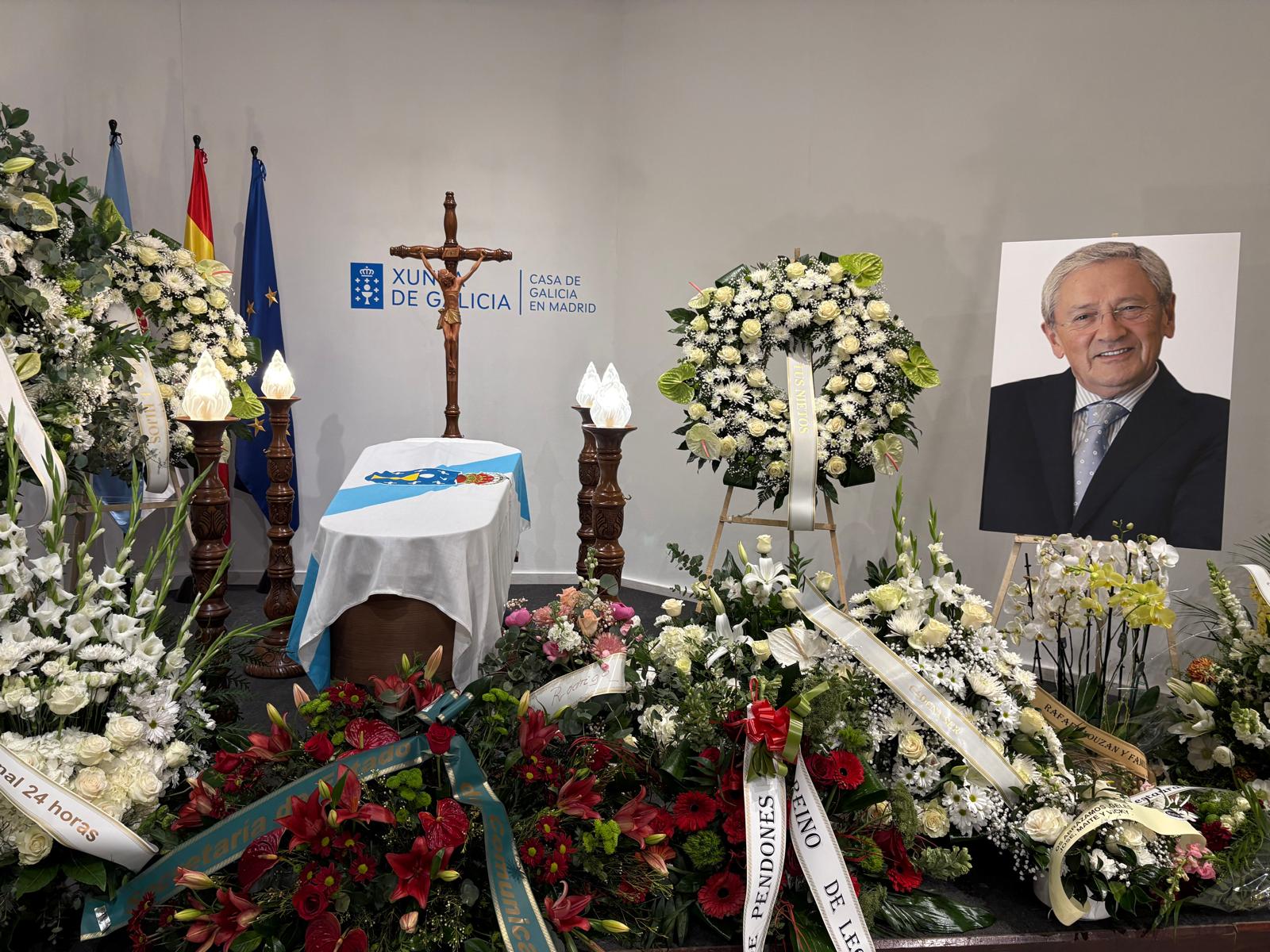 Capilla ardiente de Fernando Ónega en la Casa de Galicia de Madrid | L.N.C. 