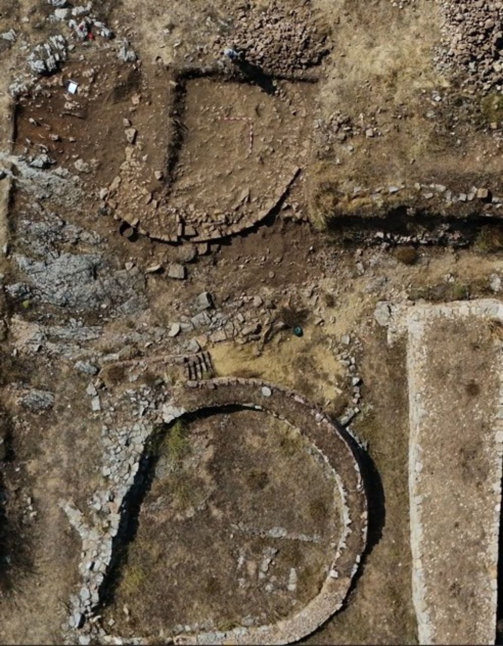 Descubrimientos en el yacimiento prerromano de La Ercina | ALFREDO HURTADO