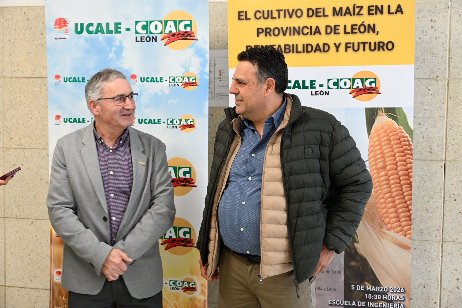 Jornada dedicada a la rentabilidad y el futuro del cultivo de maíz en la provincia de León, con la presencia de los responsables de Coag en León y Castilla y León. | SAÚL ARÉN