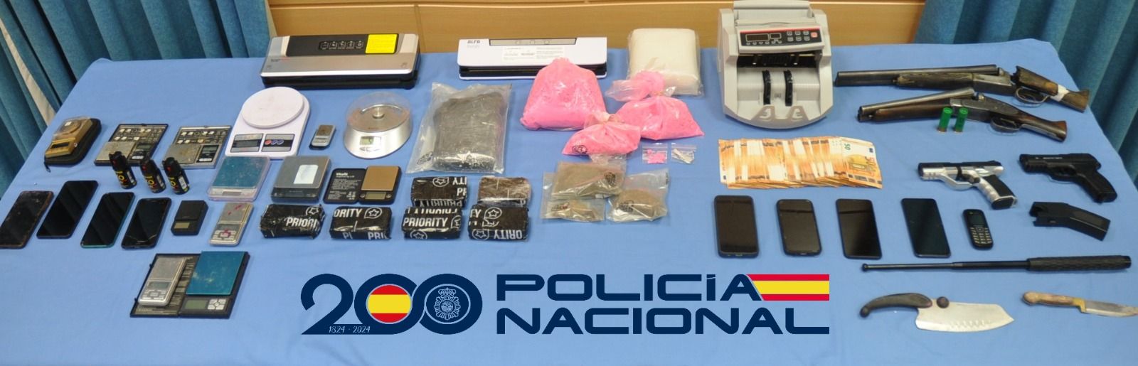 Material incautado por la policía en el operativo