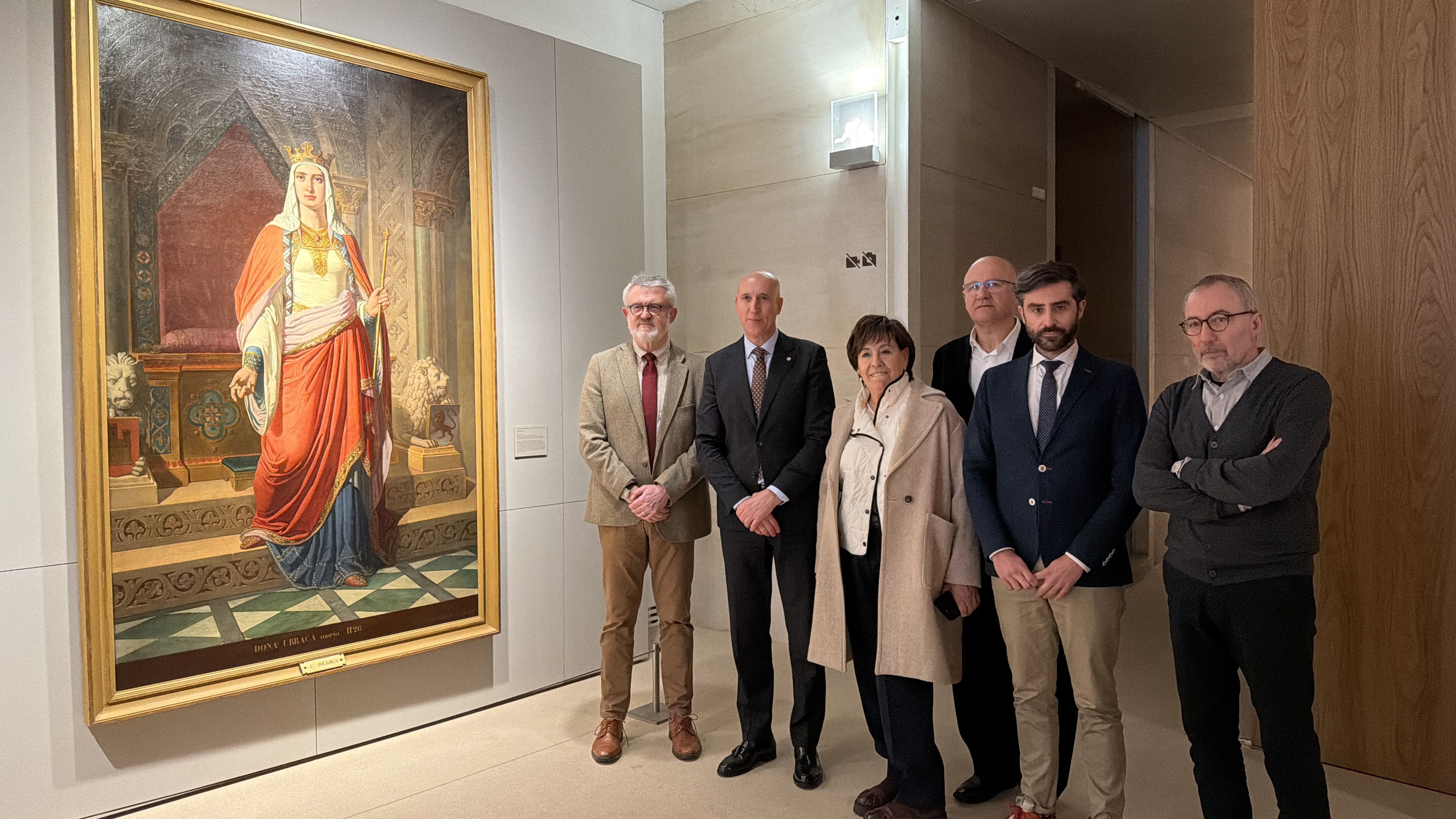 Miguel Falomir en su visita a la exposición sobre Urraca I en el Museo de León. | L.N.C.