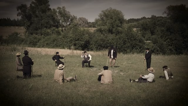 Un fotograma de ‘La leyenda del cuélebre’, dirigida por Rodolfo H. Molina, grabada en varios pueblos leoneses y fruto de tres años de trabajo.
