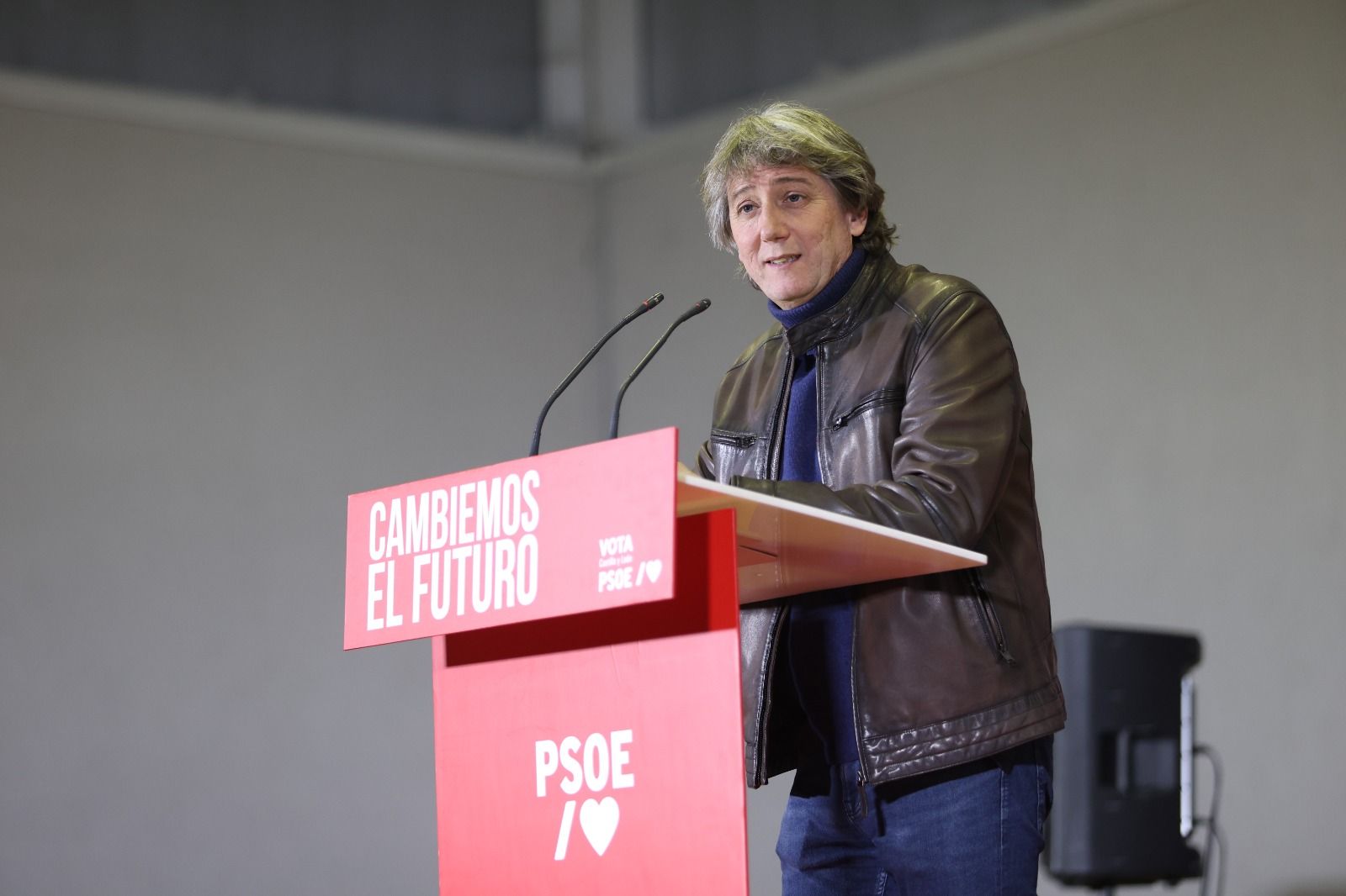 Carlos Martínez, durante el acto del PSOE en León | FERNANDO OTERO 