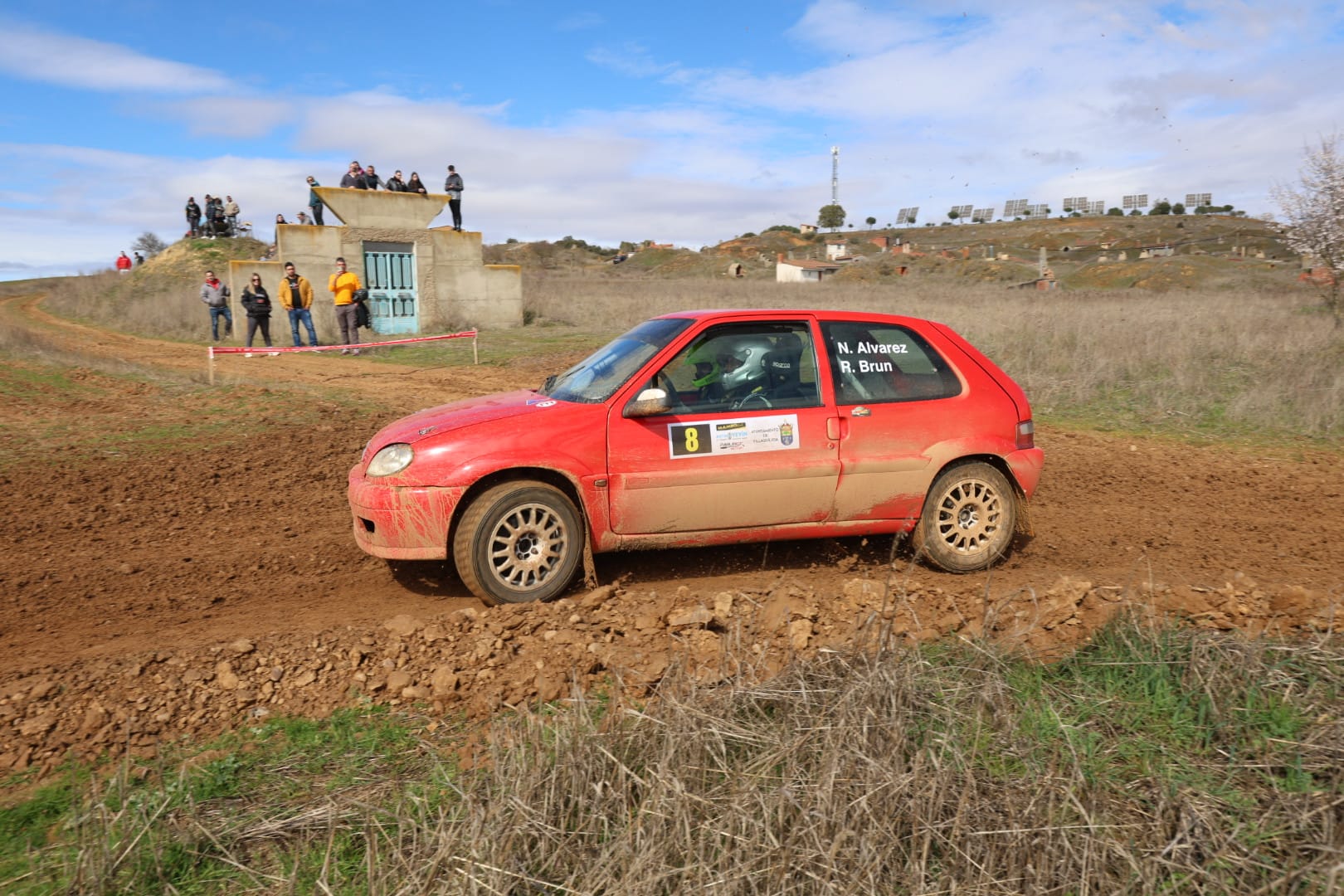 Diferentes momentos de la primera edición del Rallysprint de Villaquejida. FERNANDO OTERO (9)