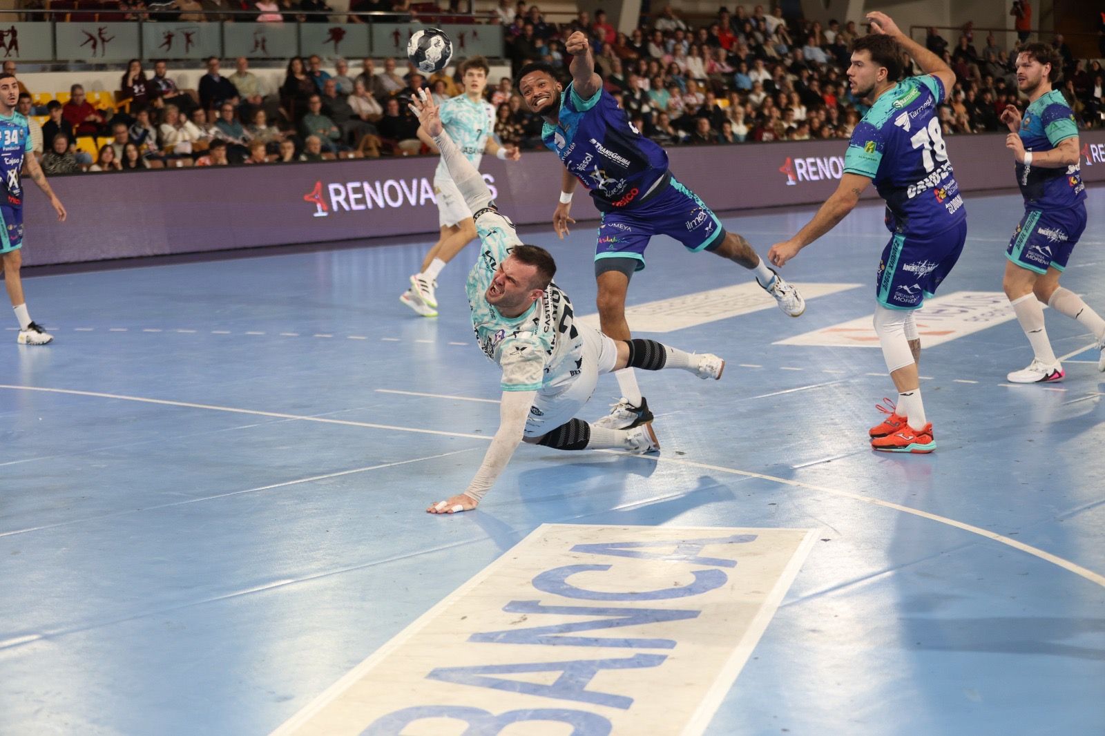 Ademar Puente Genil (5)