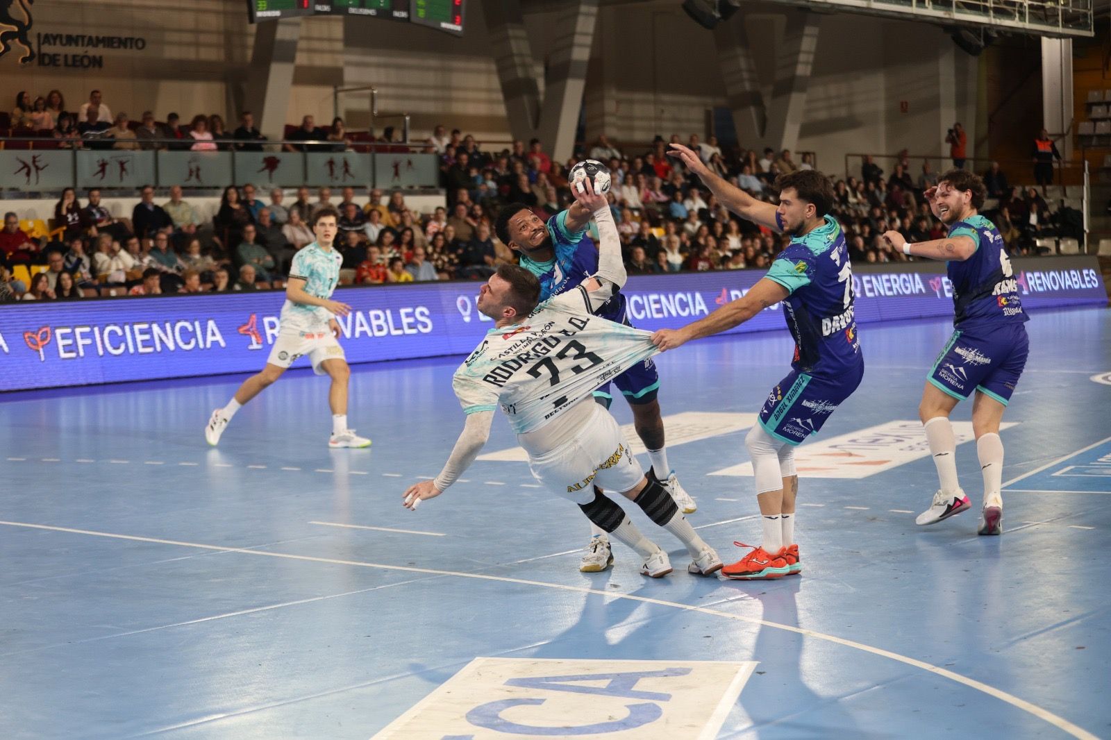 Ademar Puente Genil (7)