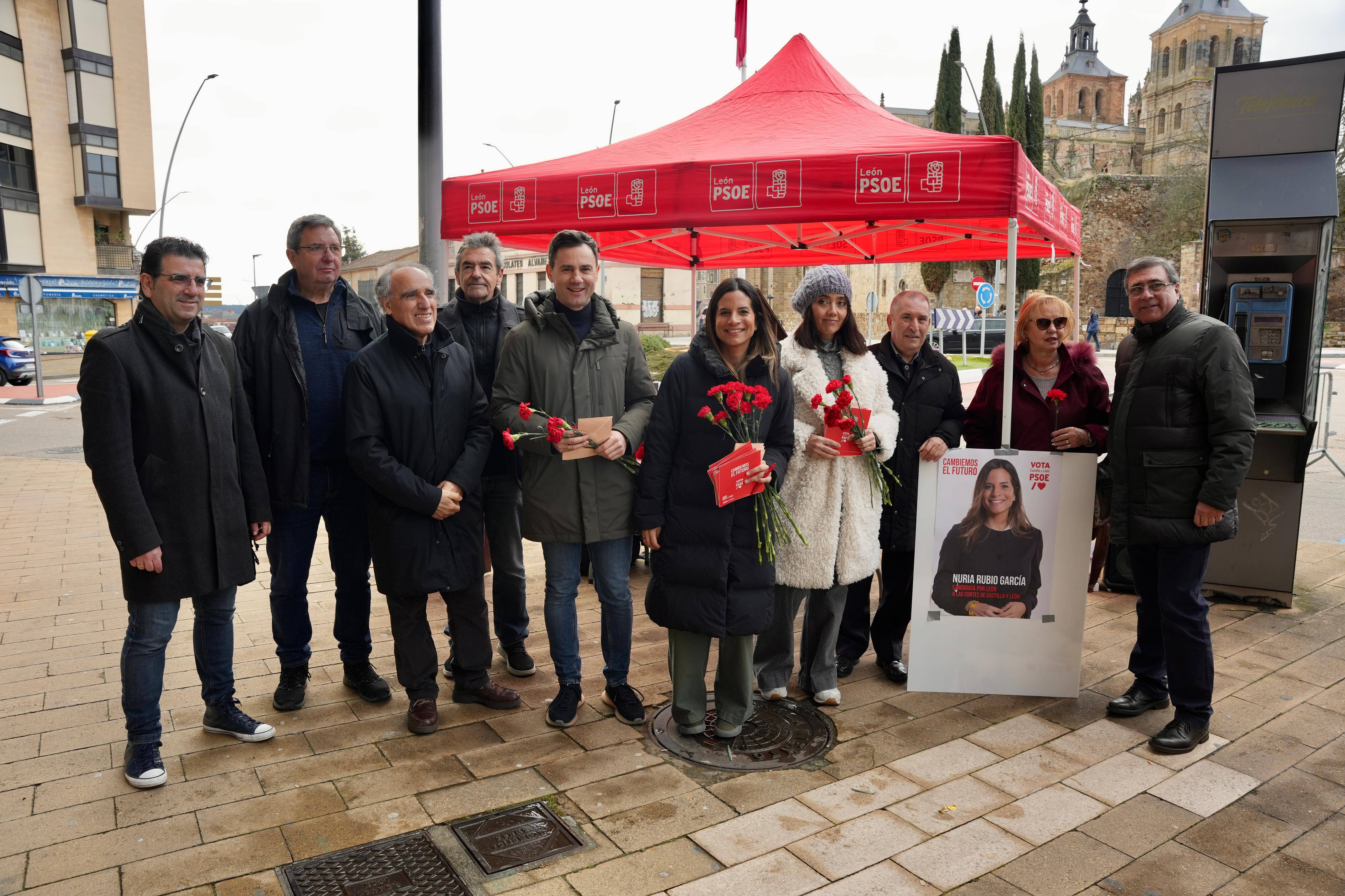 Acto de campaña del PSOE este martes en Astorga. | L.N.C.