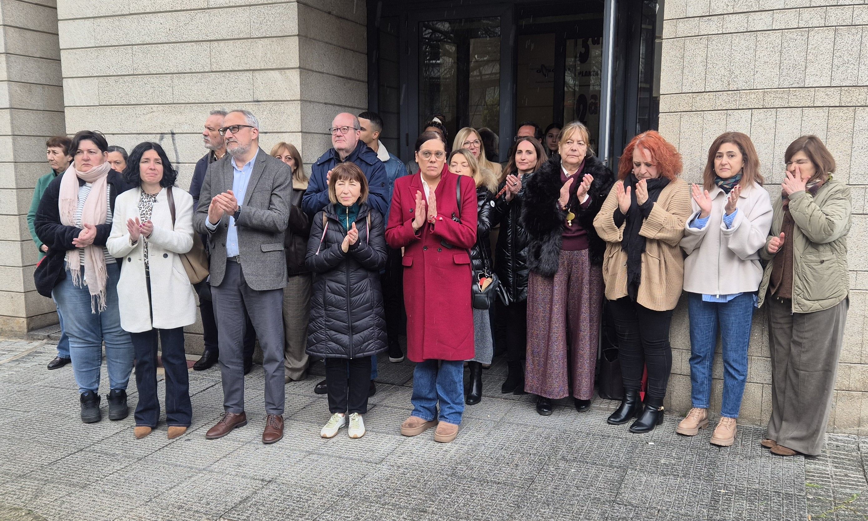 Minuto de silencio en el Consejo Comarcal. 