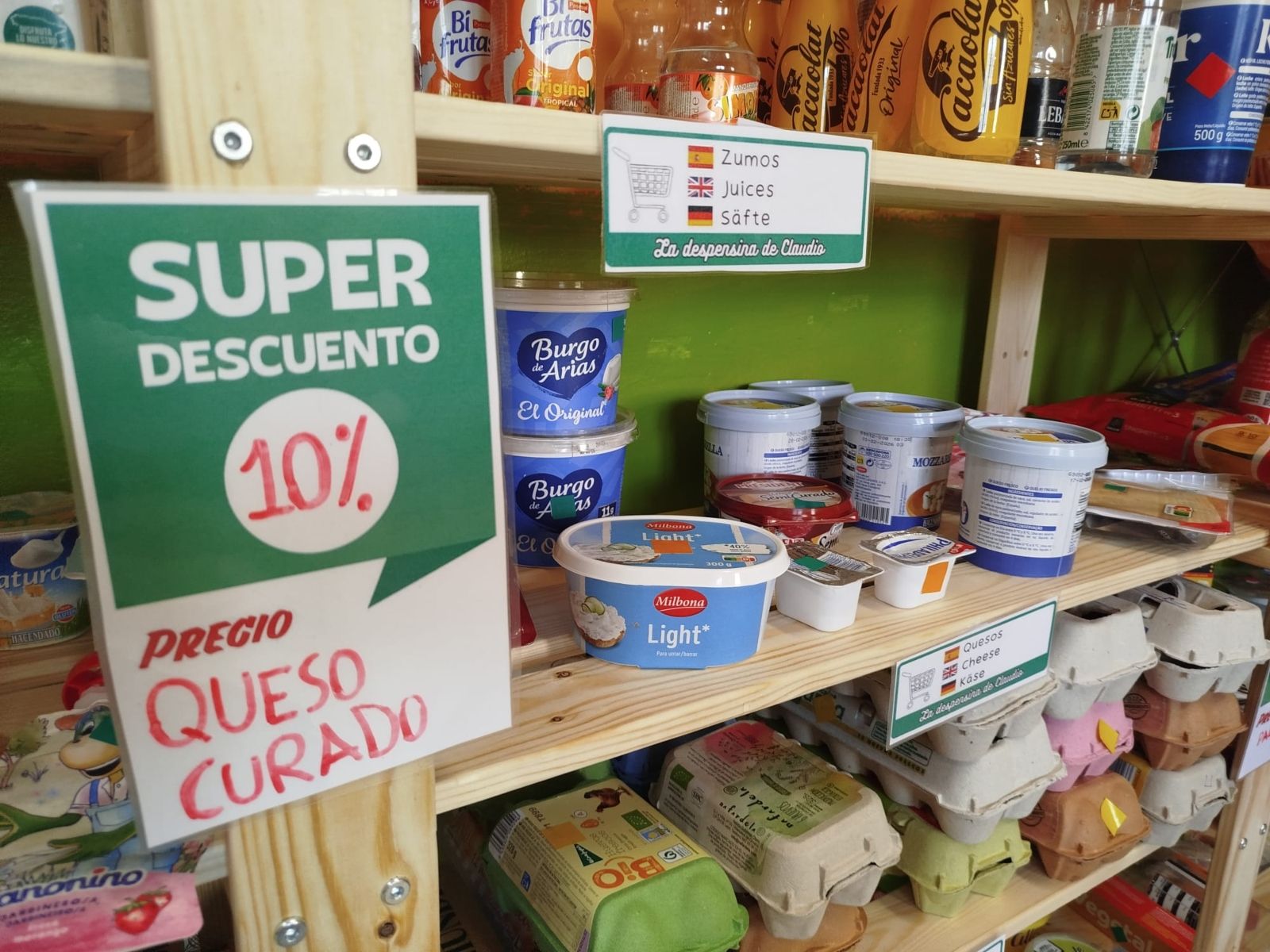 Detalle de los productos disponibles en ‘La Despensina de Claudio’, la nueva iniciativa educativa del colegio | L.N.C.