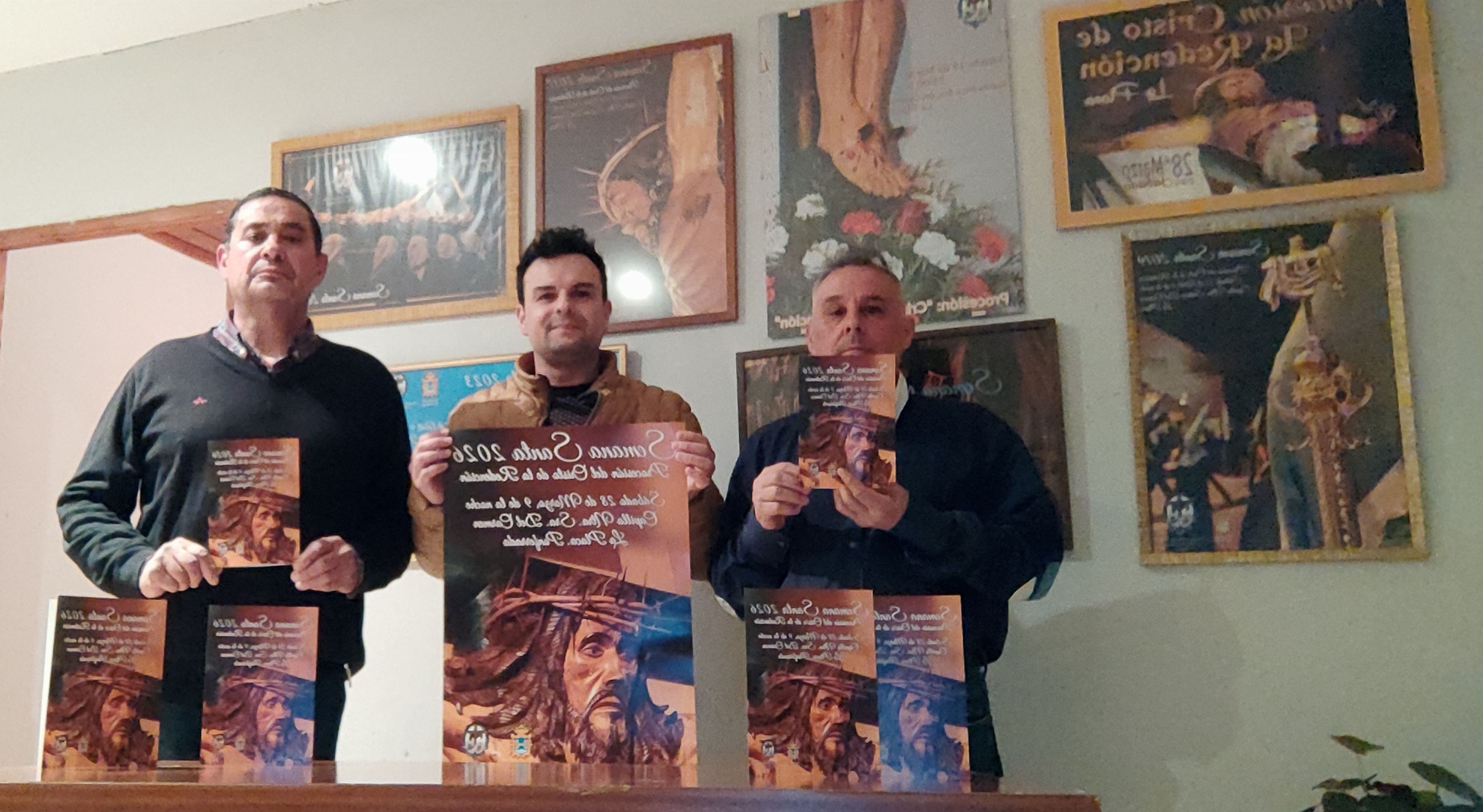 Presentación del cartel de la Semana Santa en La Placa. 