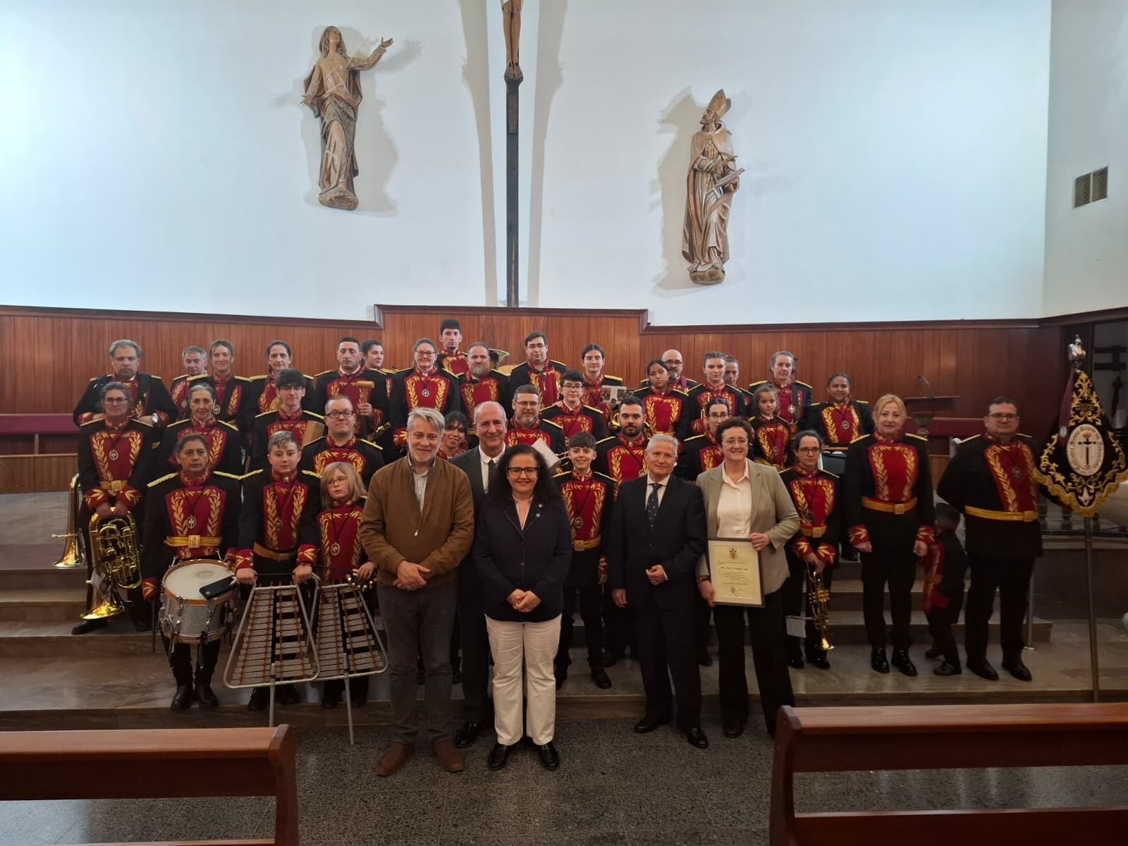 Acto de exaltación de la Semana Santa de León, con la participación de ladavidi sección musical del Desenclavo. | AM DESENCLAVO