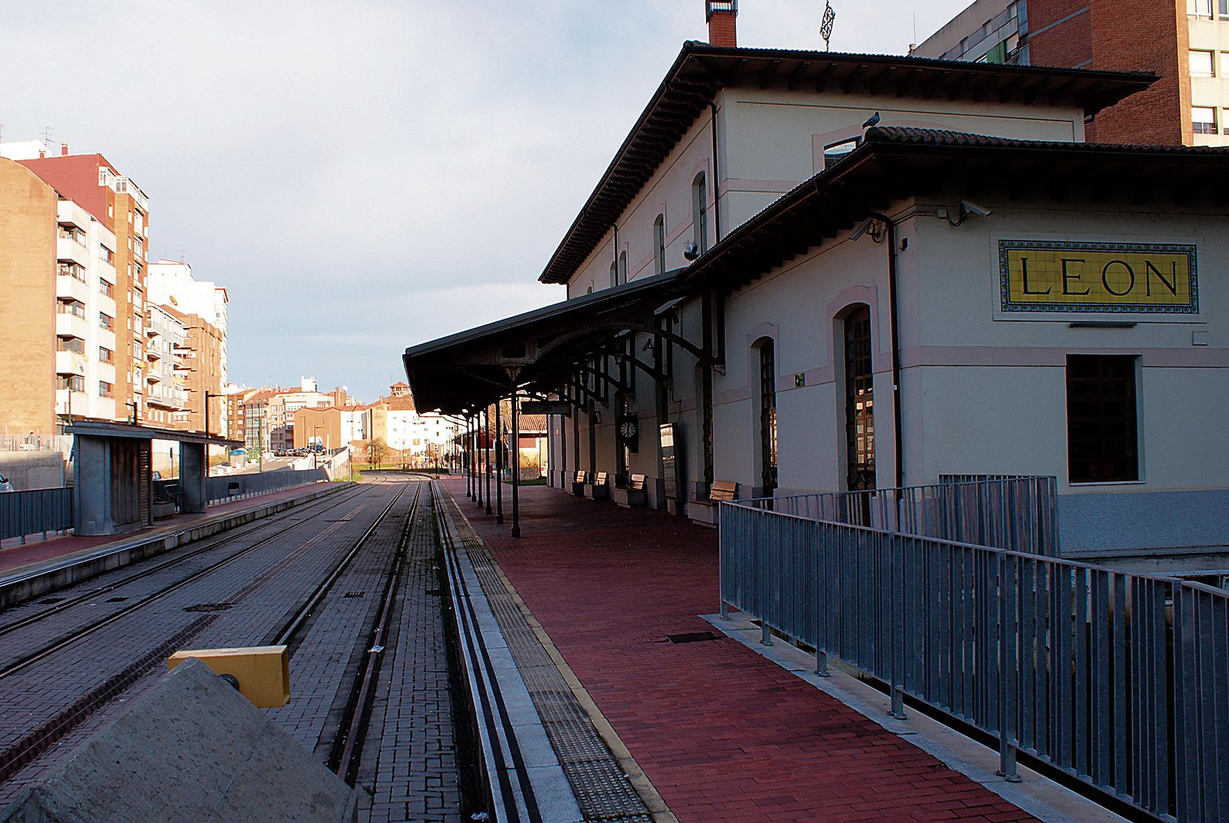 La estación de Feve en León, sin apenas uso. | M.M.N