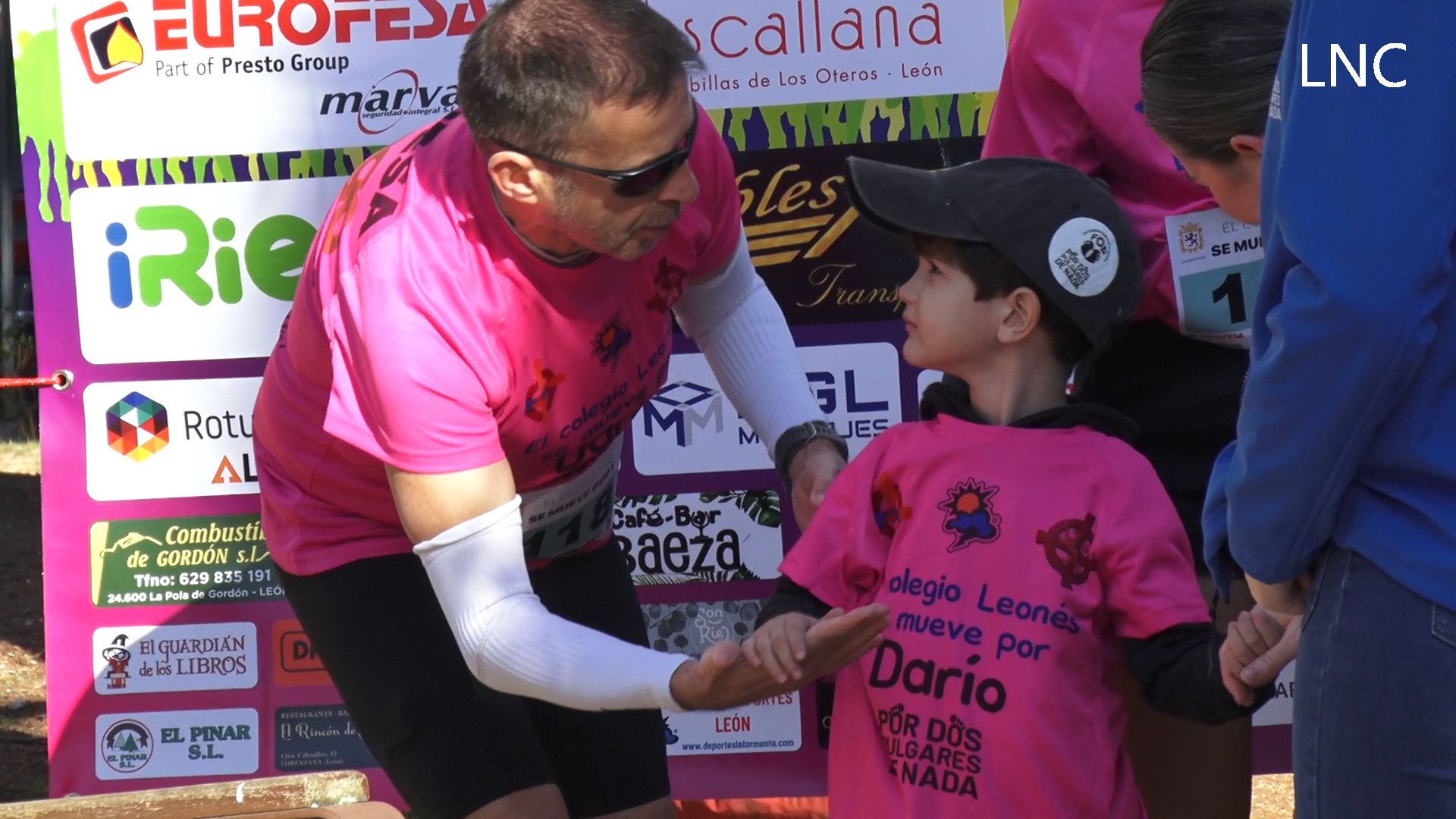 El Colegio Leonés corre por Darío | LAURA PASTORIZA El Colegio Leonés corre por Darío | LAURA PASTORIZA