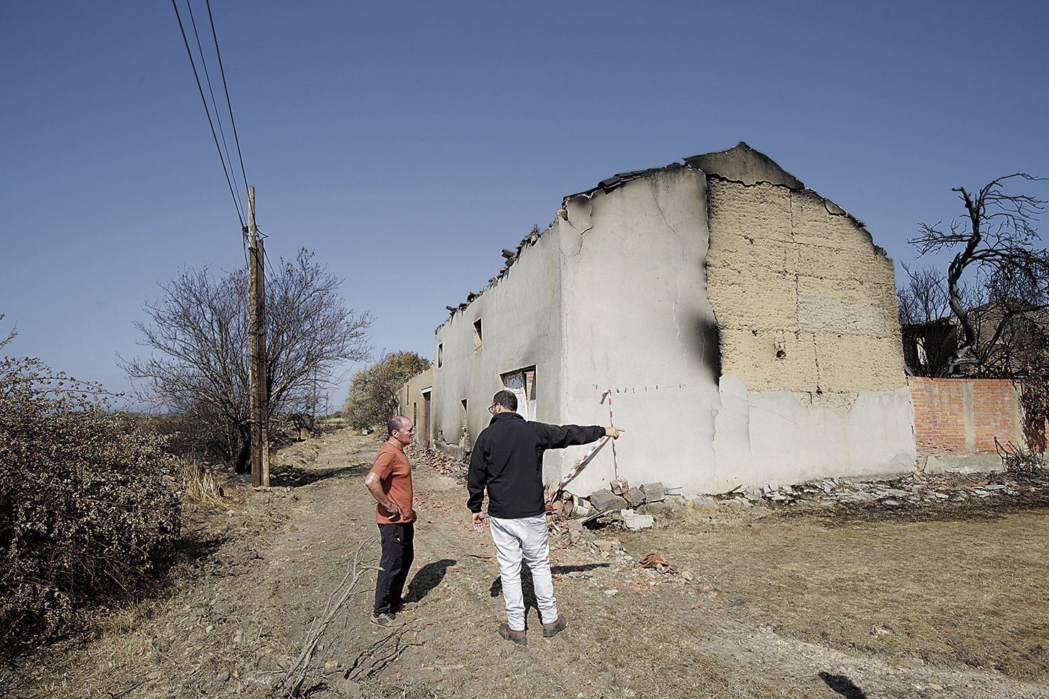 Imagen de archivo de uno de los incendios del pasado verano. | FERNANDO OTERO
