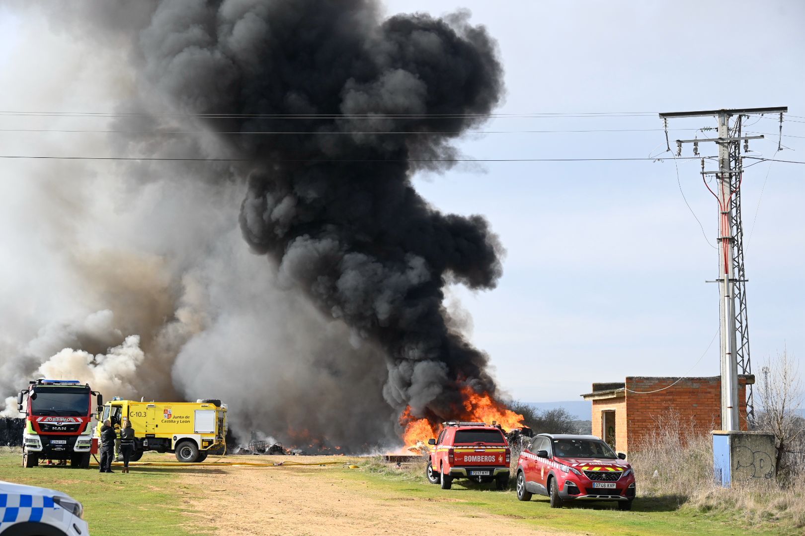 Incendio en La Bañeza (19)