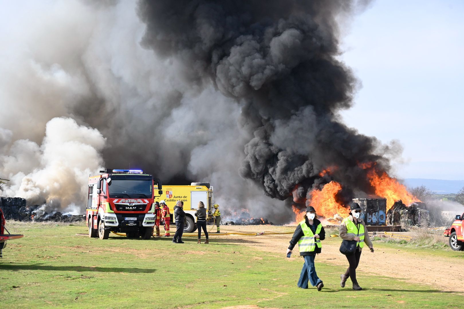 Incendio en La Bañeza (21)