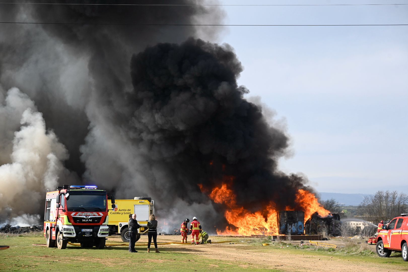 Incendio en La Bañeza (1)