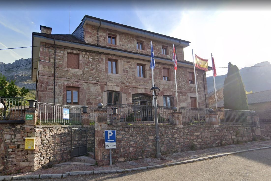 Ayuntamiento de Sena de Luna.