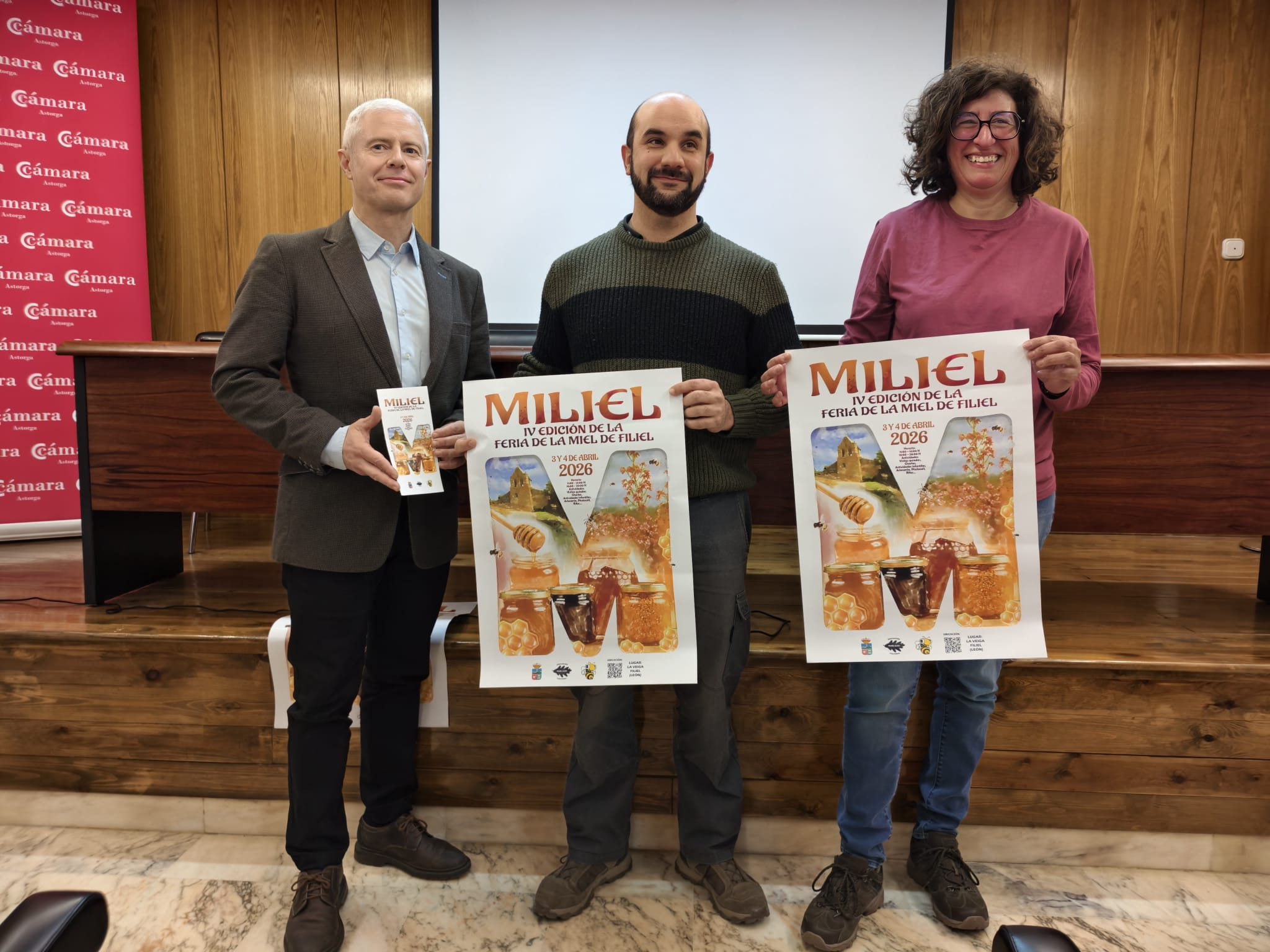 Juan José Alonso, Abilio Martínez y Charo Blas durante la presentación de la feria. | A. R.