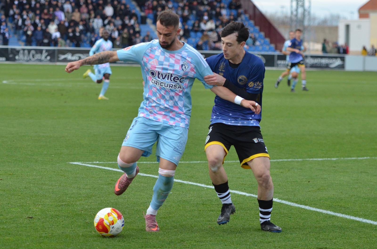 Unionistas visitará El Toralín con  ‘dos de nueve’, pero como rival directo. UNIONISTAS