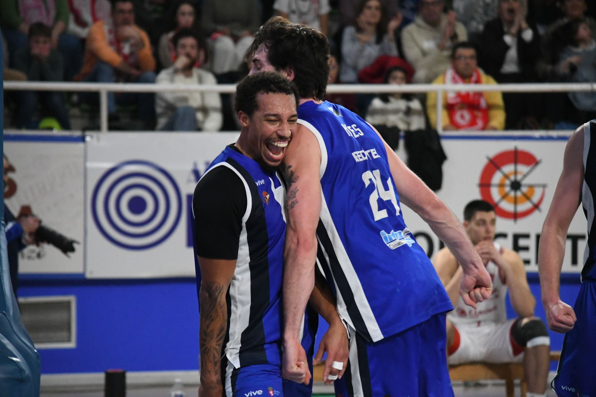 El Clínica Ponferrada regresa al Lydia Valentín buscando volver a la senda de la victoria. REDBLANQUIAZUL1 El Clínica Ponferrada regresa al Lydia Valentín buscando volver a la senda de la victoria. REDBLANQUIAZUL1