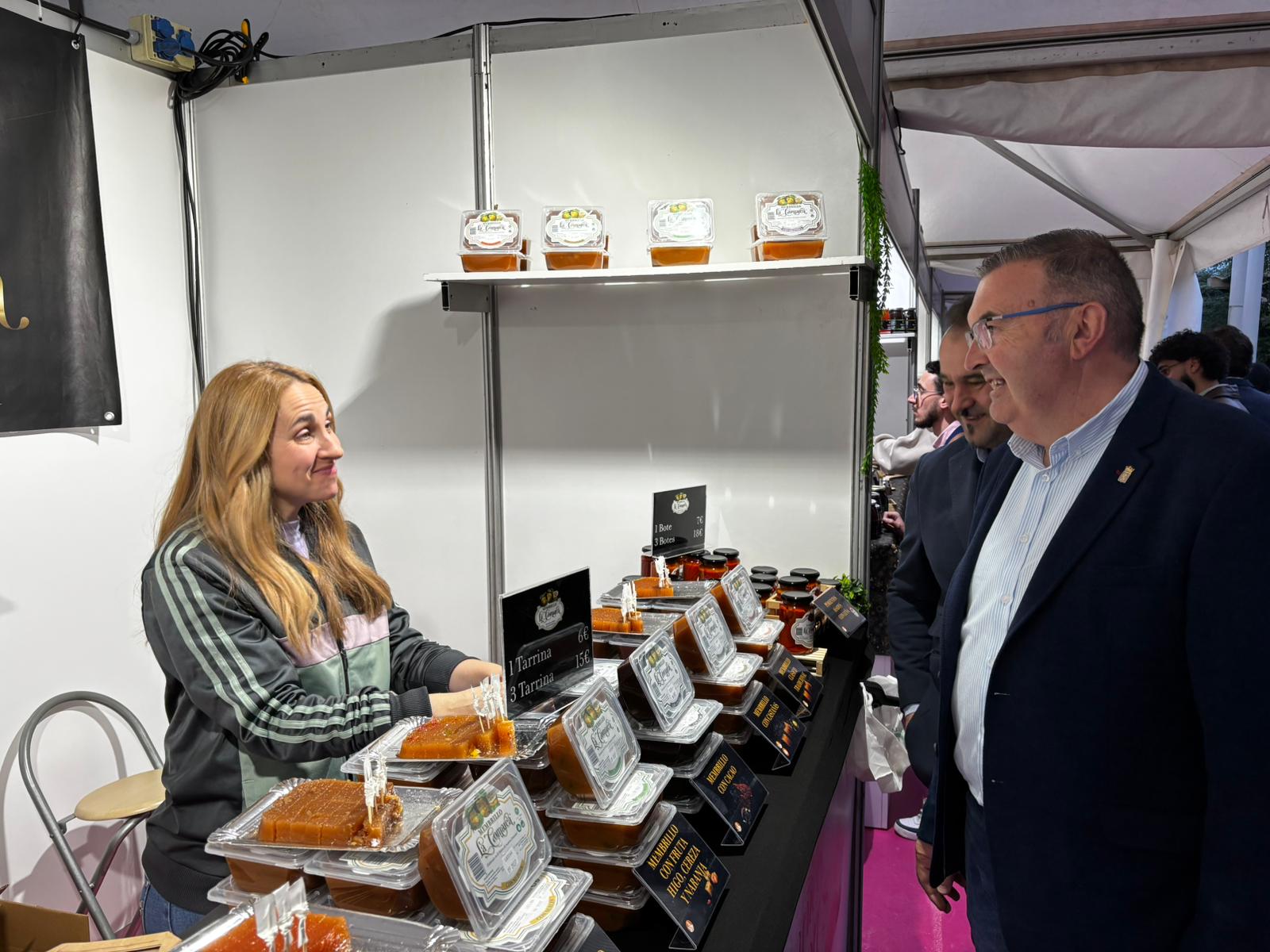 Dulces, quesos, vinos y embutidos, protagonistas de la Feria de Productos de León | L.N.C.