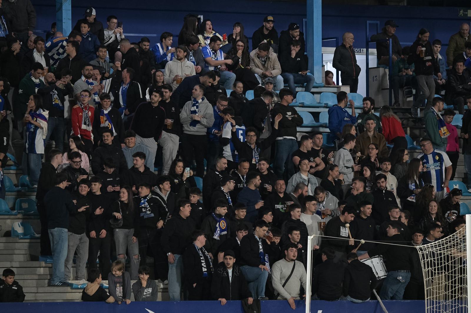 La Ponferradina se llevó la victoria ante Unionistas. QUINITO (10)