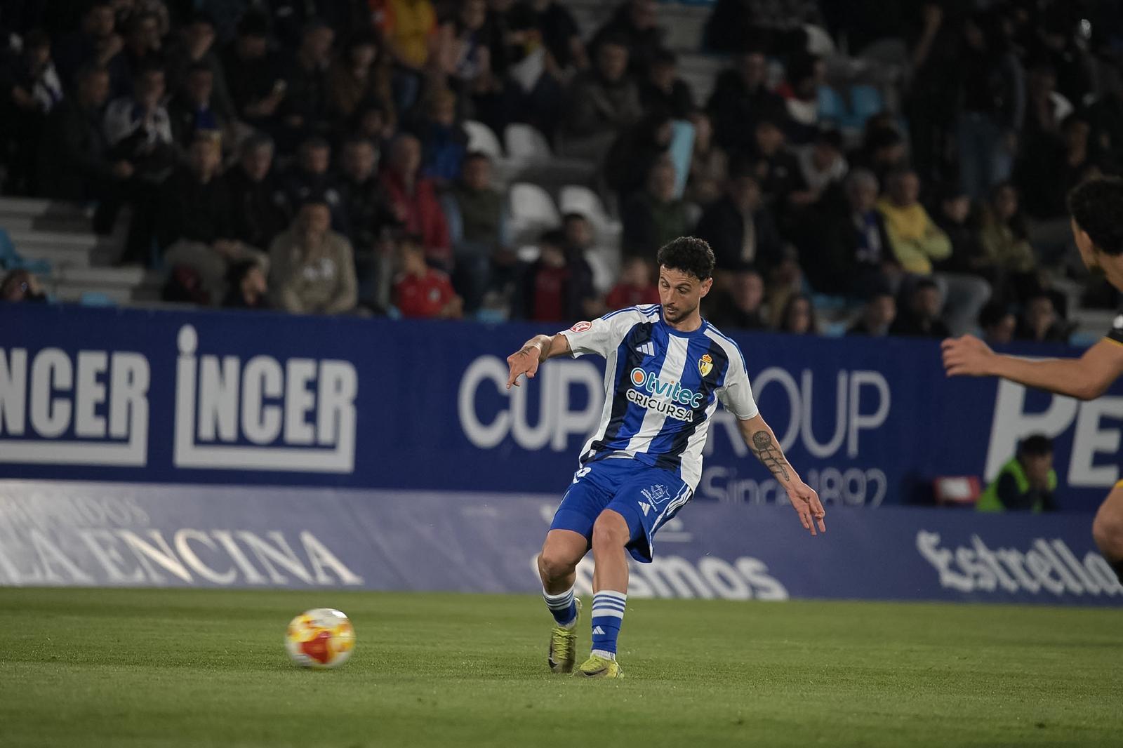 La Ponferradina se llevó la victoria ante Unionistas. QUINITO (18)