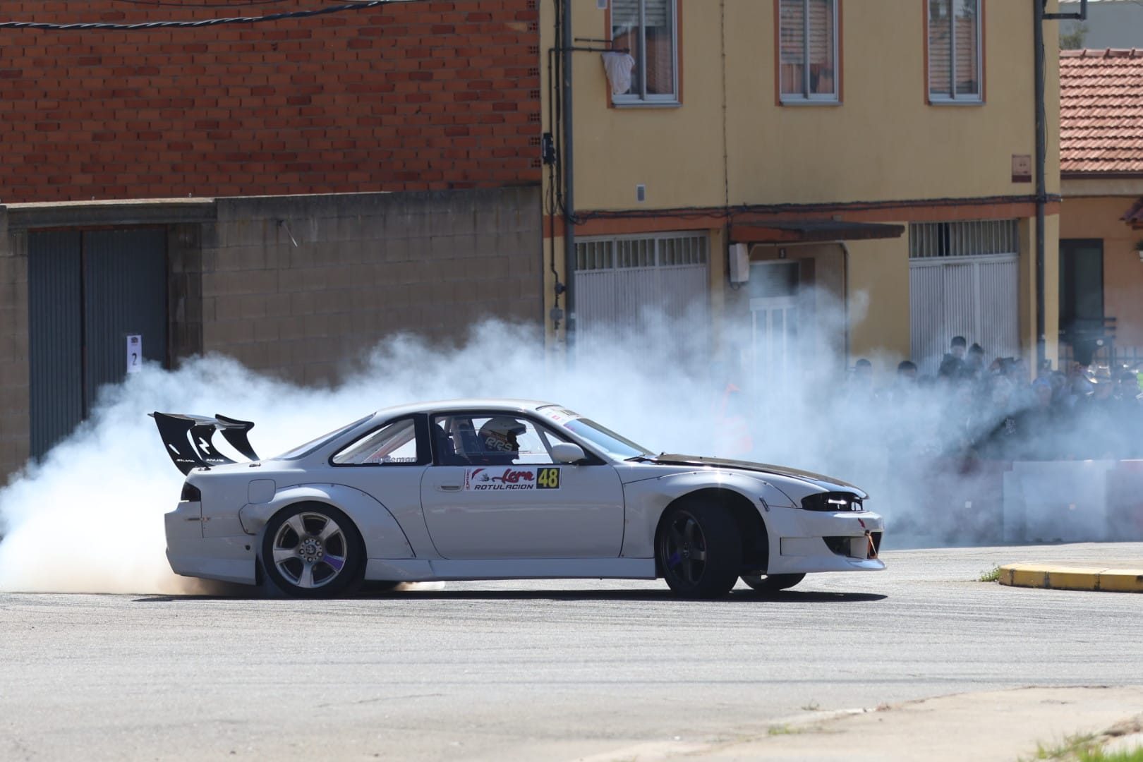Diferentes momentos de la Urban Race que convirtió a La Bañeza en un circuito de coches. REPORTAJE GRÁFICO FERNANDO OTERO (5) Diferentes momentos de la Urban Race que convirtió a La Bañeza en un circuito de coches. REPORTAJE GRÁFICO FERNANDO OTERO (5)