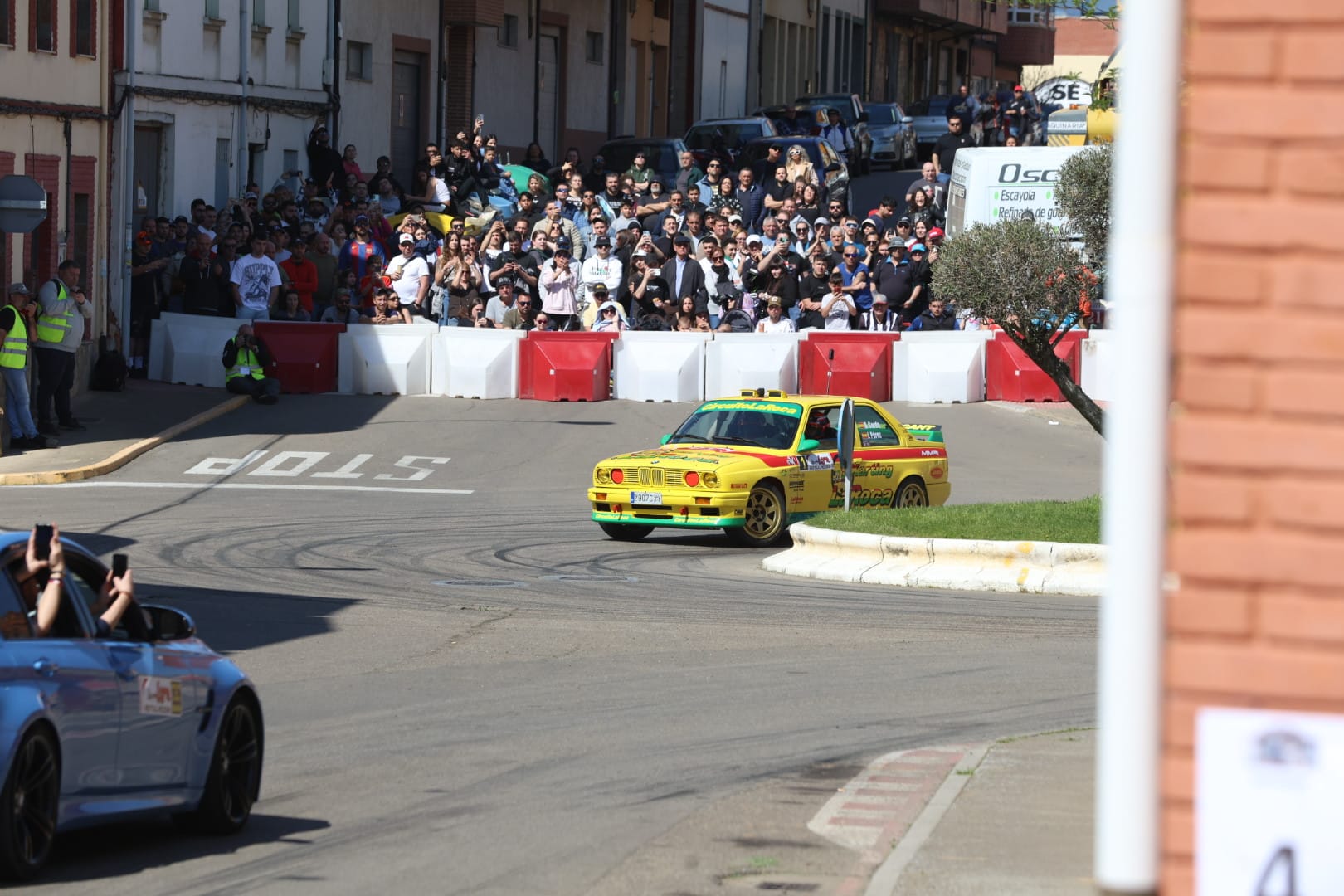 Diferentes momentos de la Urban Race que convirtió a La Bañeza en un circuito de coches. REPORTAJE GRÁFICO FERNANDO OTERO (12) Diferentes momentos de la Urban Race que convirtió a La Bañeza en un circuito de coches. REPORTAJE GRÁFICO FERNANDO OTERO (12)