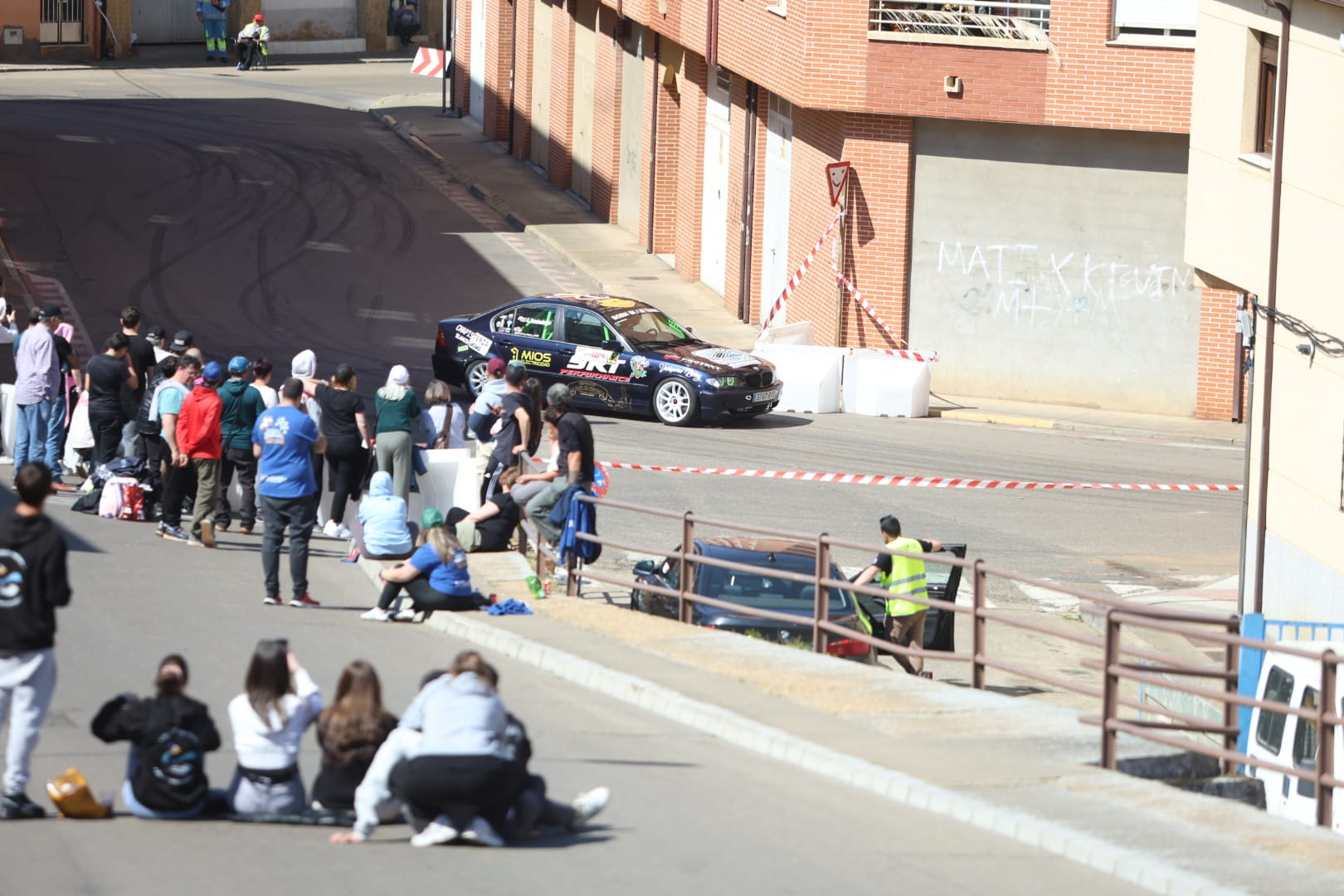 Diferentes momentos de la Urban Race que convirtió a La Bañeza en un circuito de coches. REPORTAJE GRÁFICO FERNANDO OTERO (10)