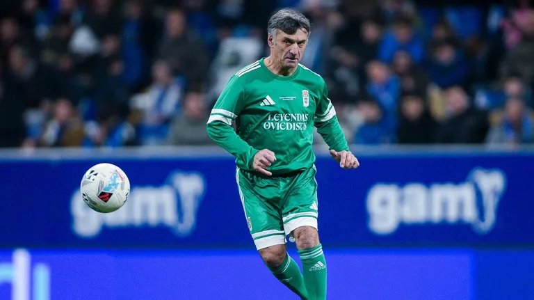Herrera, durante un partido de leyendas del Oviedo. | REAL OVIEDO