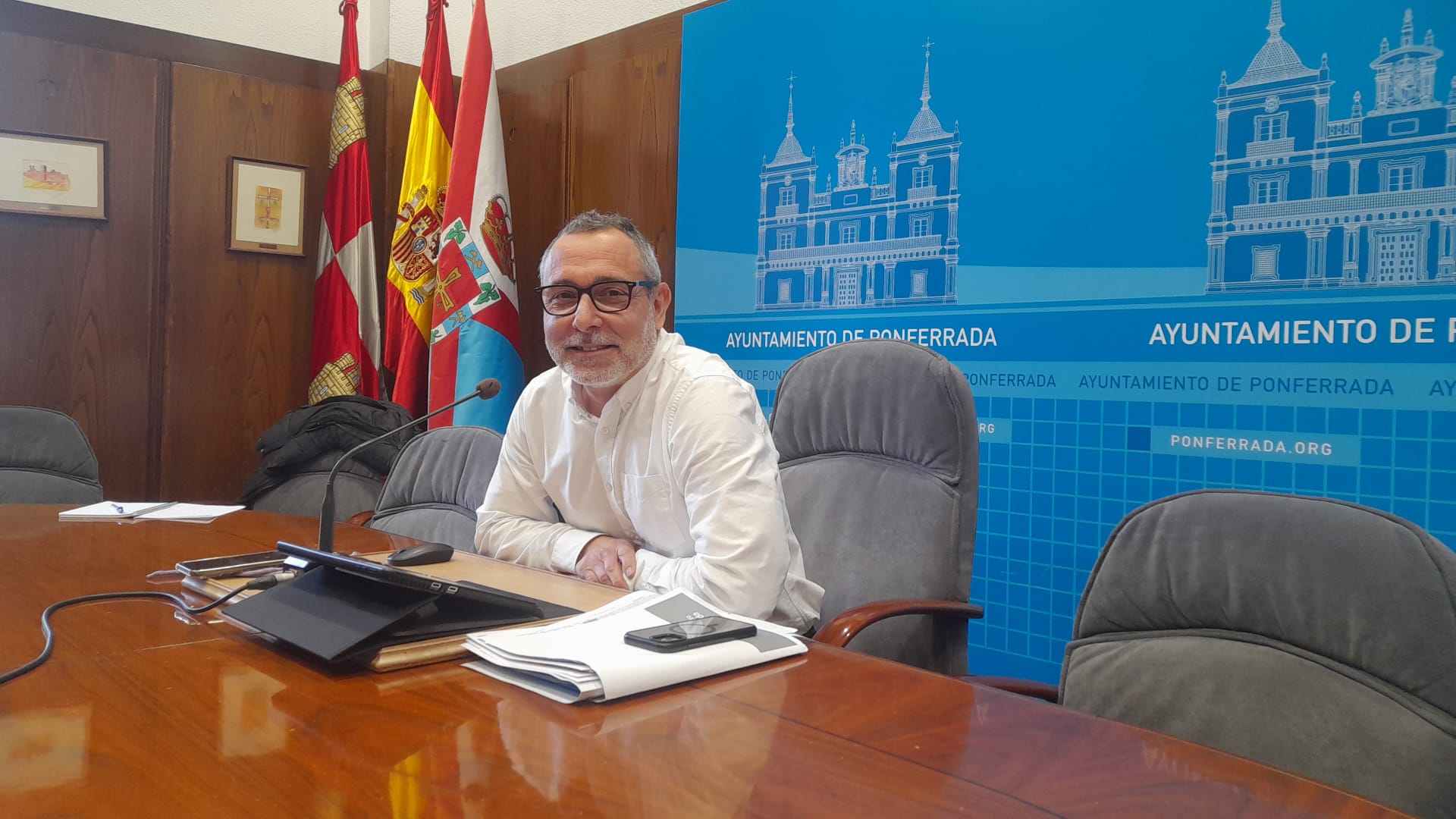 Carlos Cortina dando a conocer los datos referentes al uso de las dependencias de Ciuden. | MAR IGLESIAS