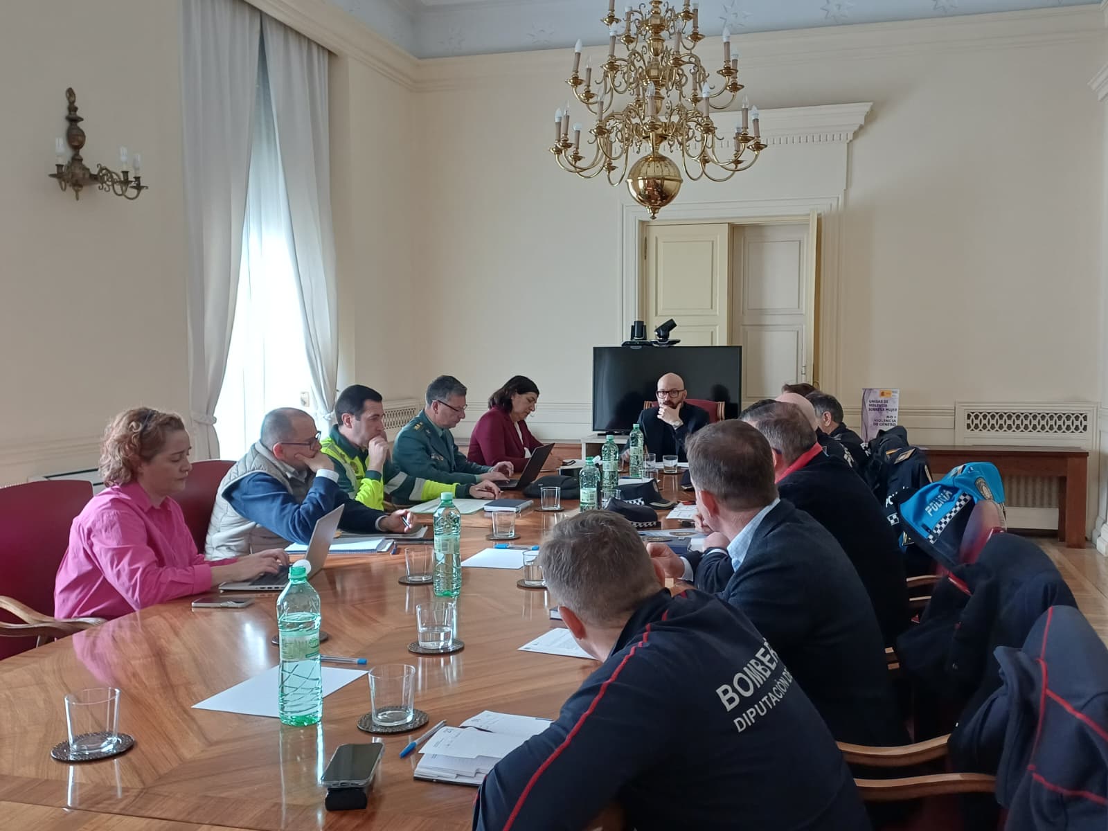 Reunión de trabajo para coordinar la seguridad vial durante la Semana Santa. | L.N.C.