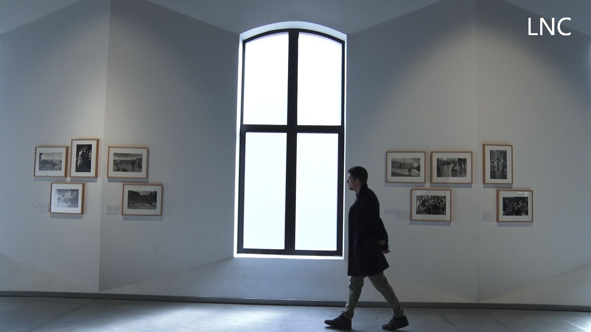 La fotografía de Saura, en León: "Es un Peter Pan que quiere que le dejen en paz y disfrutar con la creación"