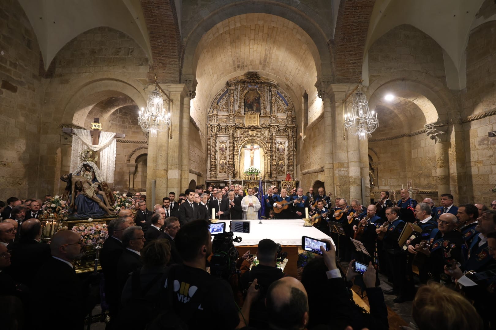 Procesión de la Dolorosa de León 2026. | FERNANDO OTERO