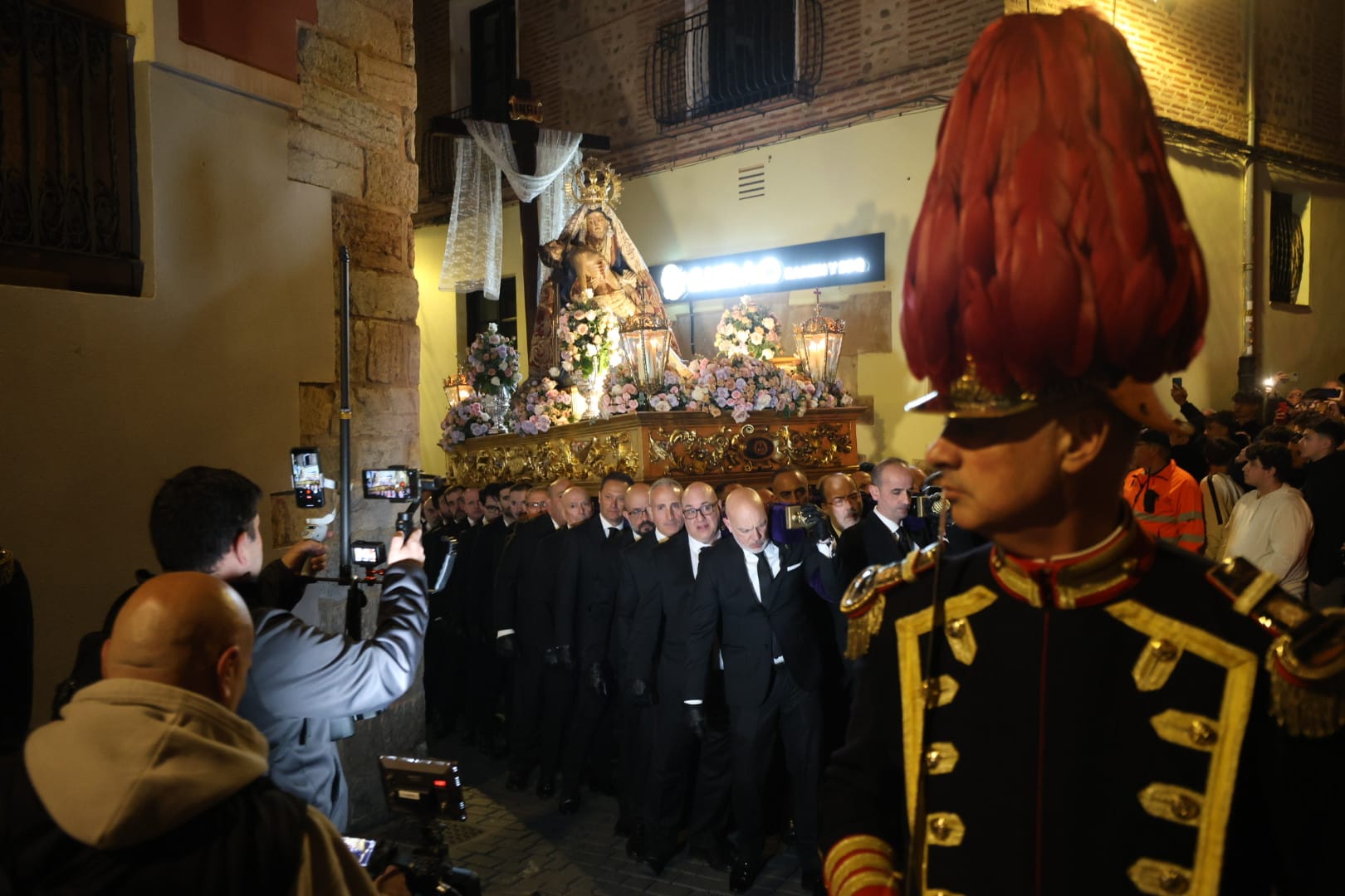 Procesión de la Dolorosa de León 2026. | FERNANDO OTERO