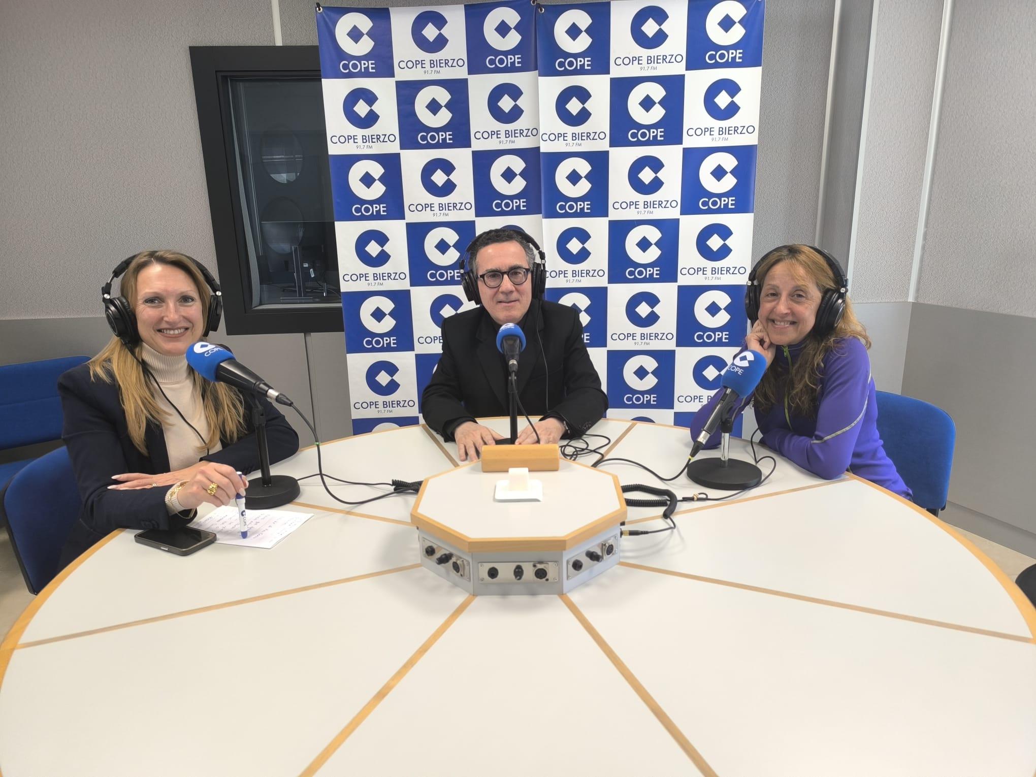 Francisco Javier Gay en el espacio Entre Nosotras.