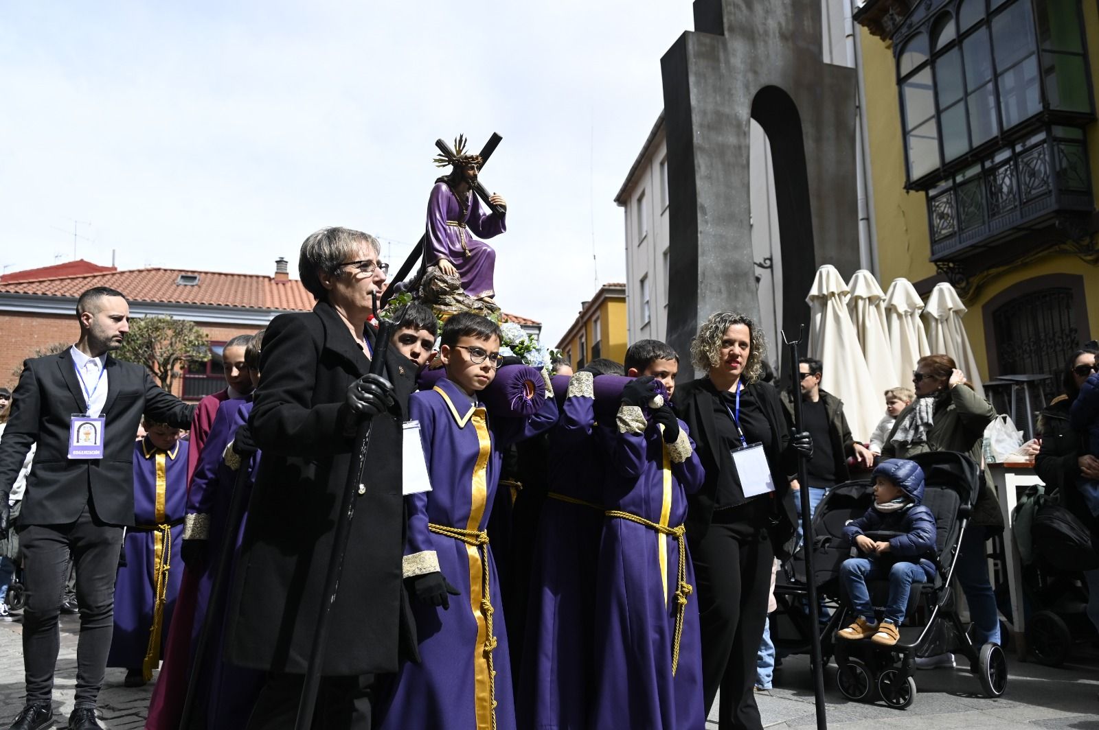 Primera procesión infantil de León, organizada por la Agonía. | SAÚL ARÉN