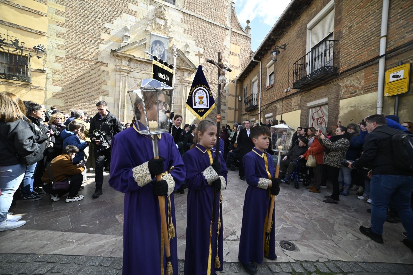 Primera procesión infantil de León, organizada por la Agonía. | SAÚL ARÉN