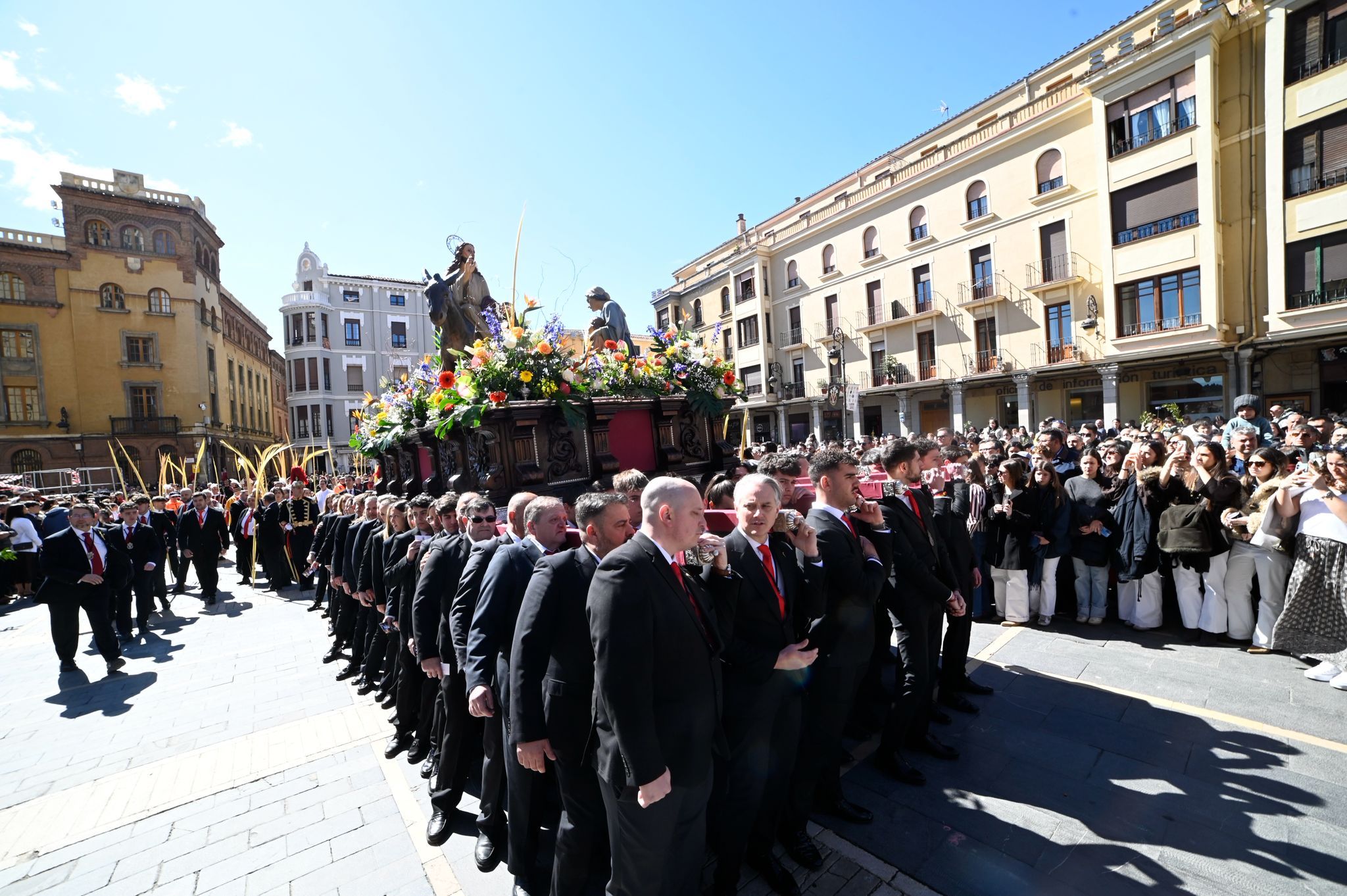 Procesión de Las Palmas de León 2026. | SAÚL ARÉN  
