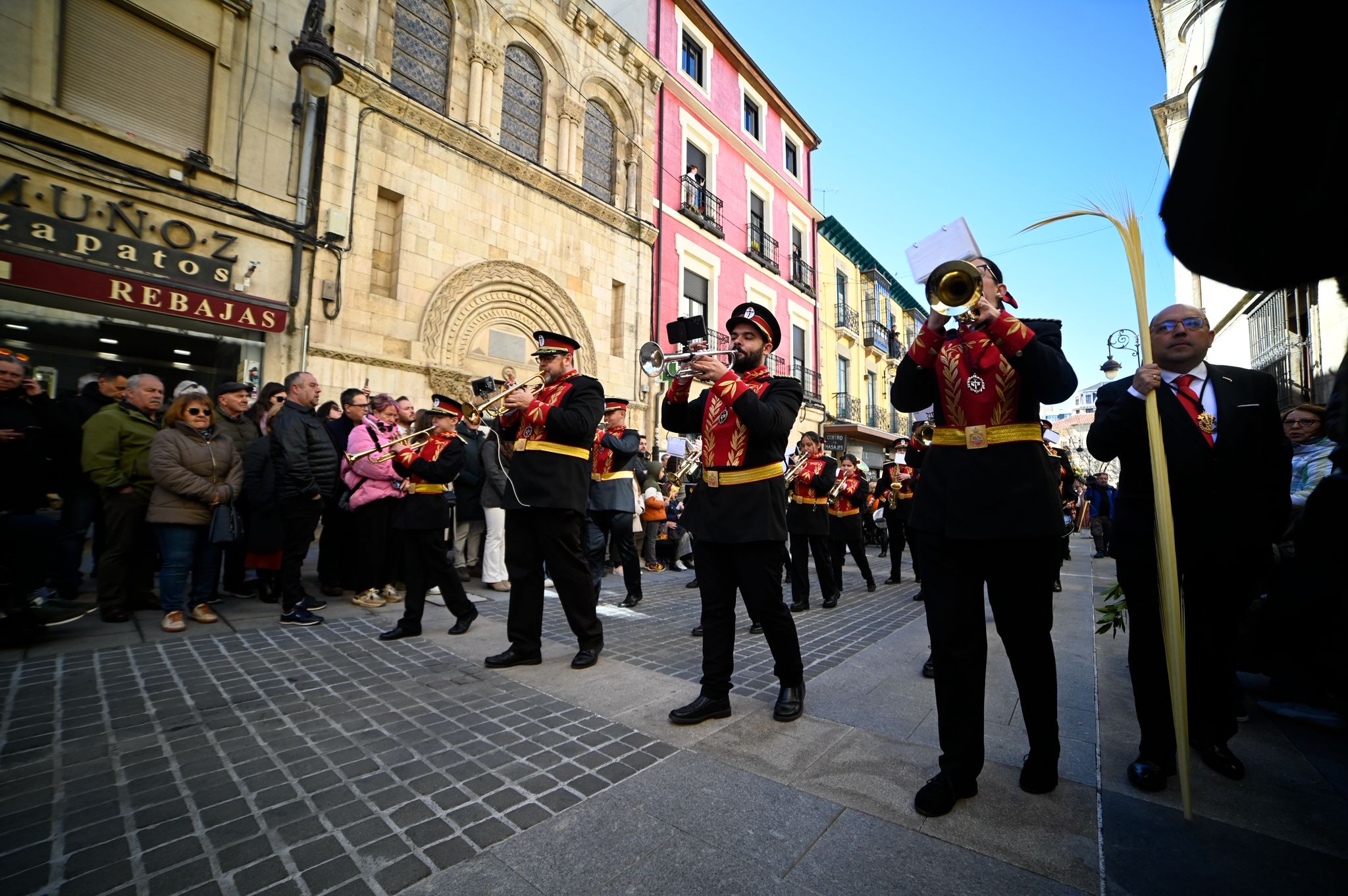 Procesión de Las Palmas de León 2026. | SAÚL ARÉN  