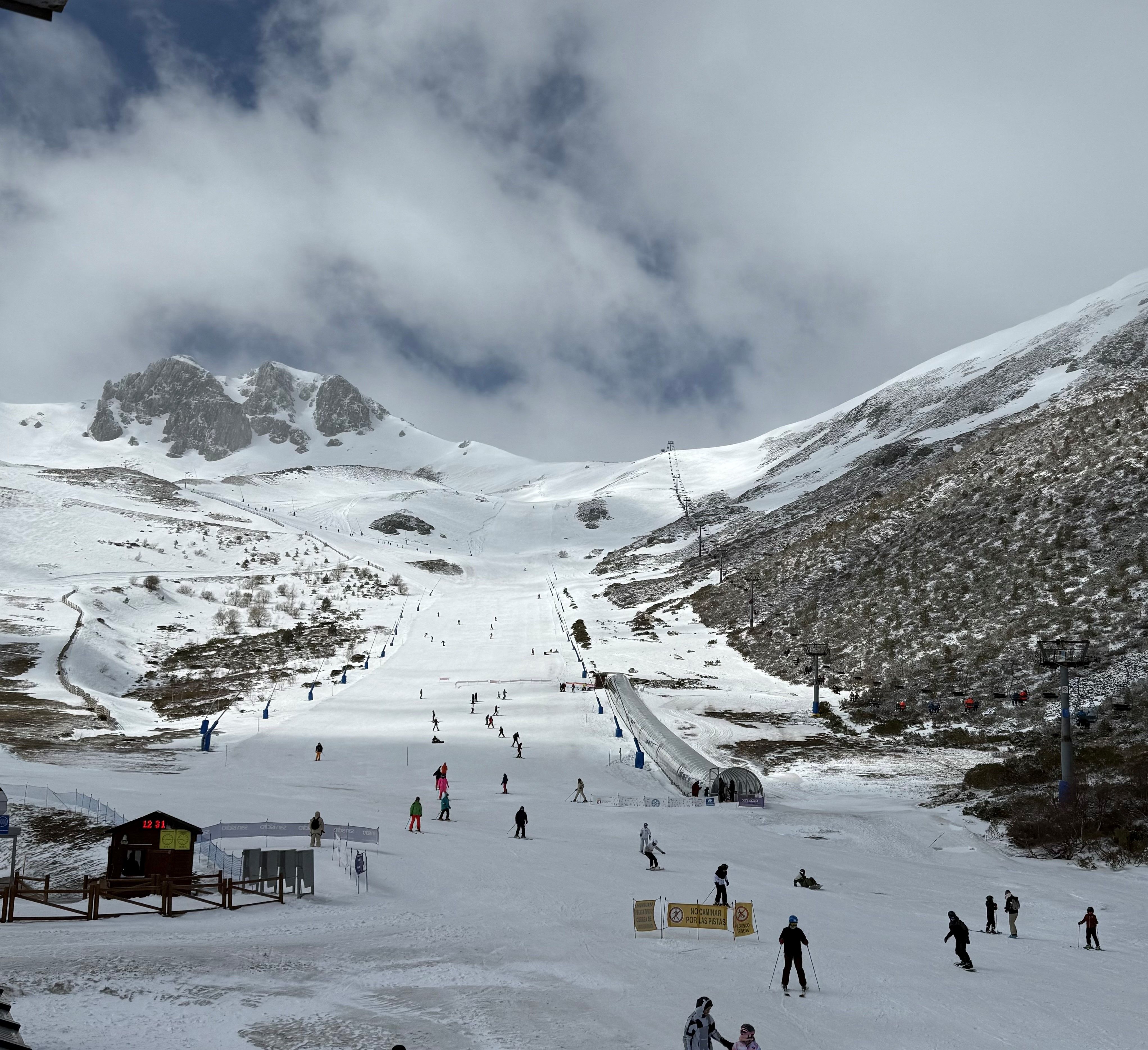 Estación de esquí de San Isidro. | L.N.C. Estación de esquí de San Isidro. | L.N.C.