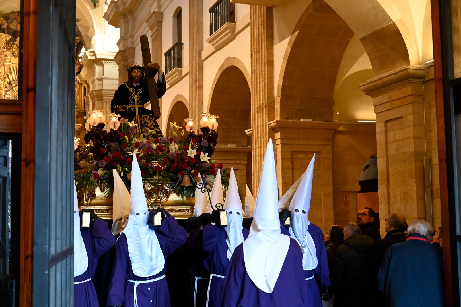 Procesión del 'Dainos' de León 2026. | SAÚL ARÉN
