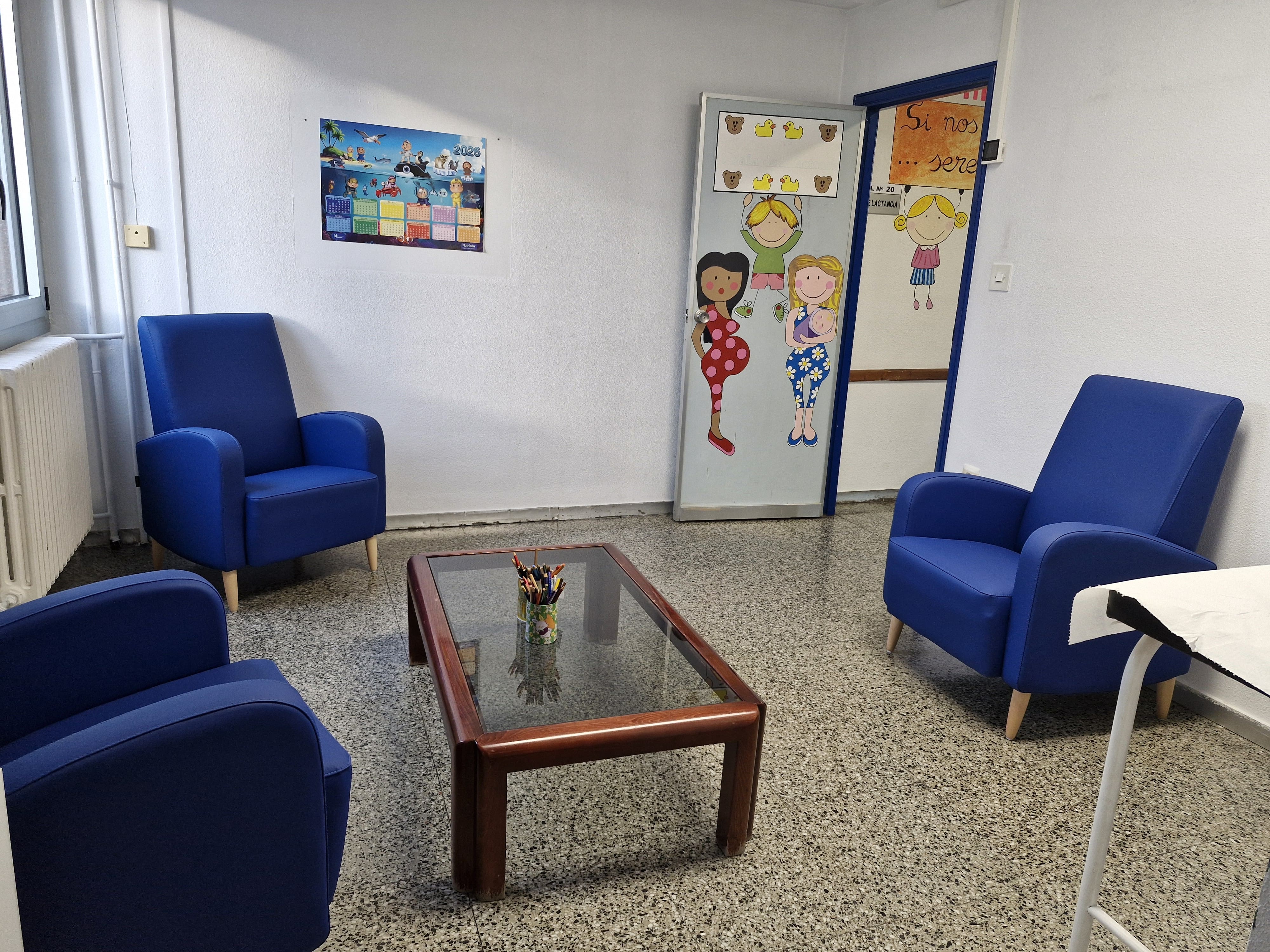 Nuevos sillones en la sala de lactancia del Centro de Salud Ponferrada II.