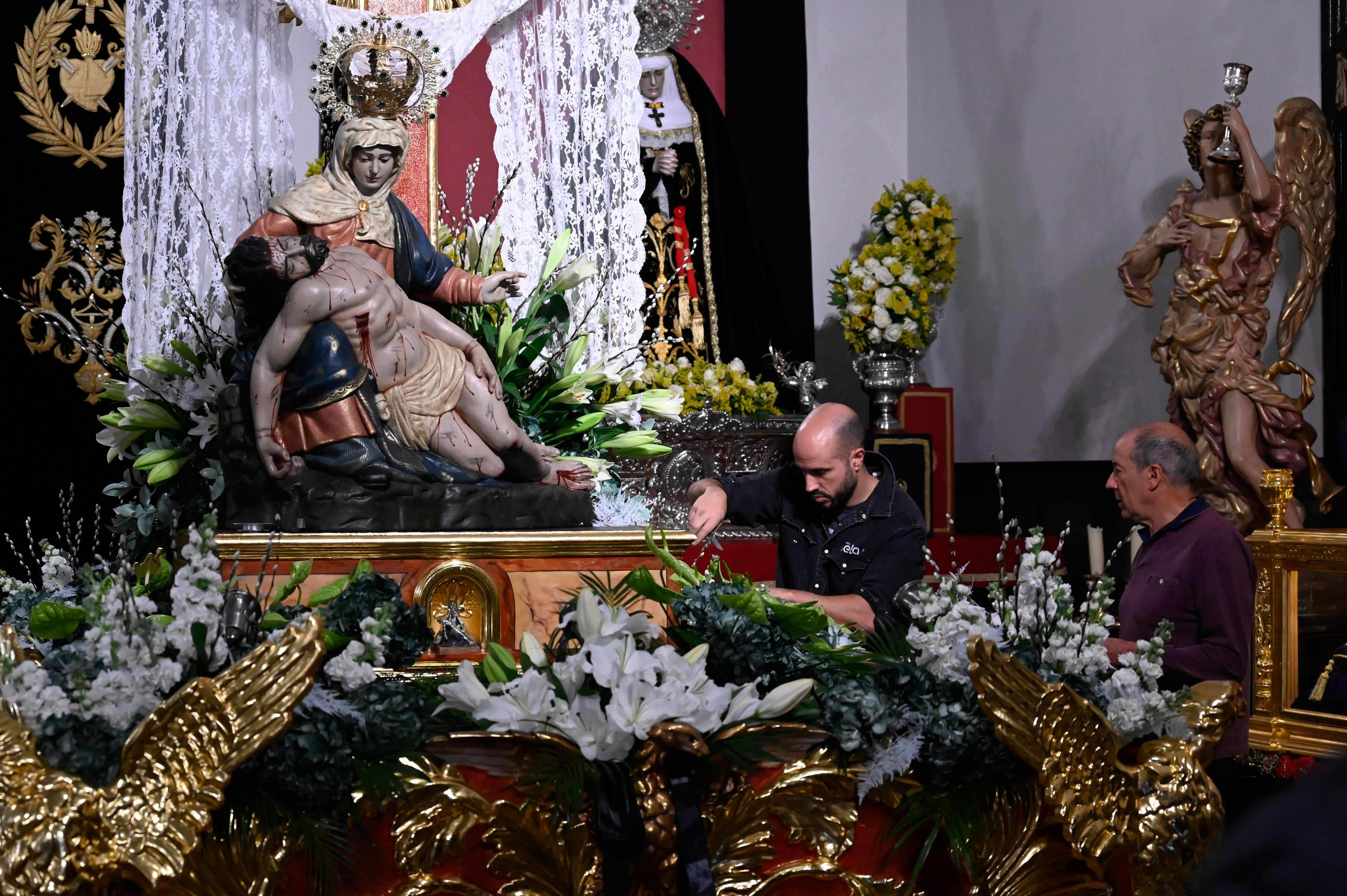 La Cofradía de Angustias quiere la coronación pontificia de su Virgen titular y ya busca adhesiones. | SAÚL ARÉN La Cofradía de Angustias quiere la coronación pontificia de su Virgen titular y ya busca adhesiones. | SAÚL ARÉN